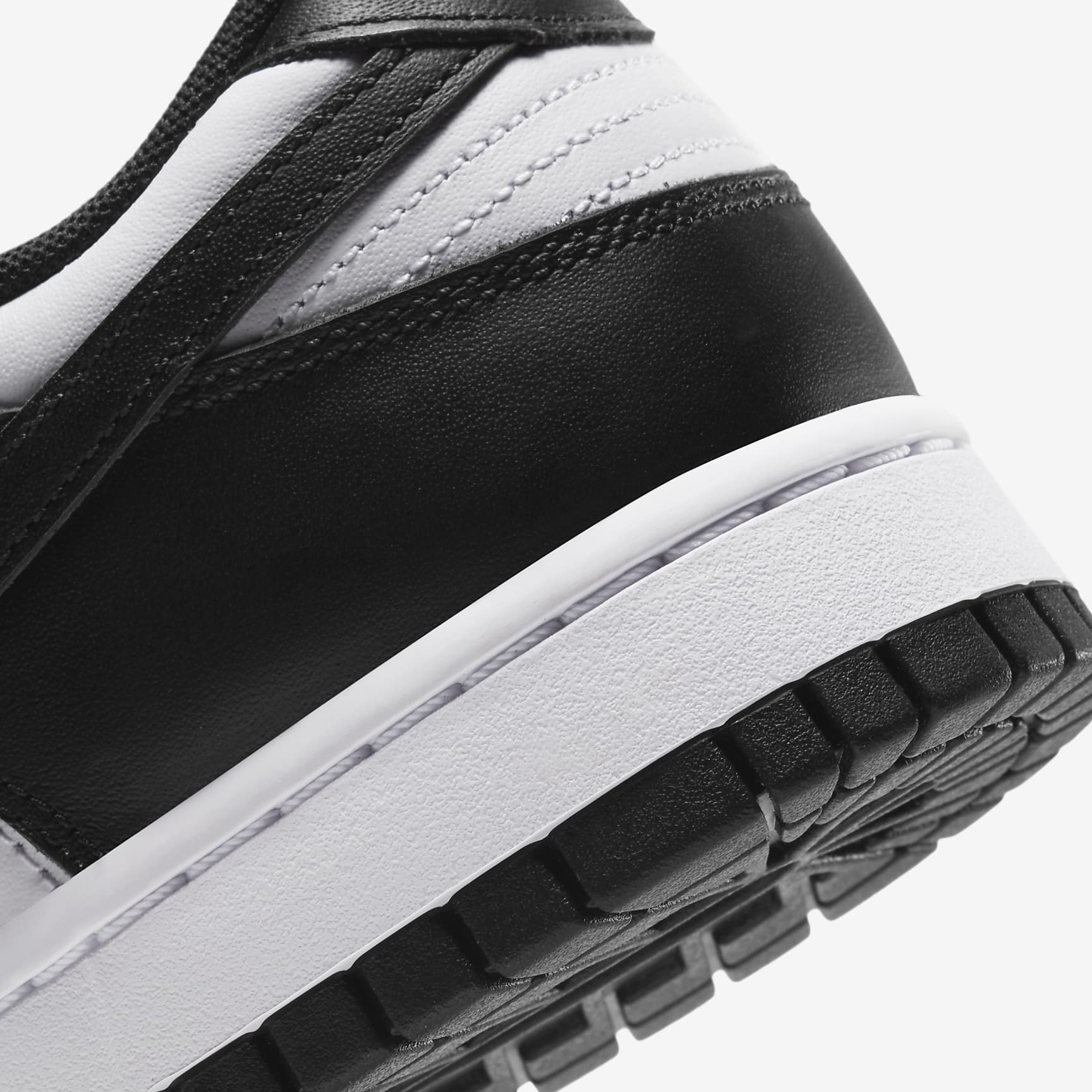 Nike Dunk Low Retro Men's Shoes