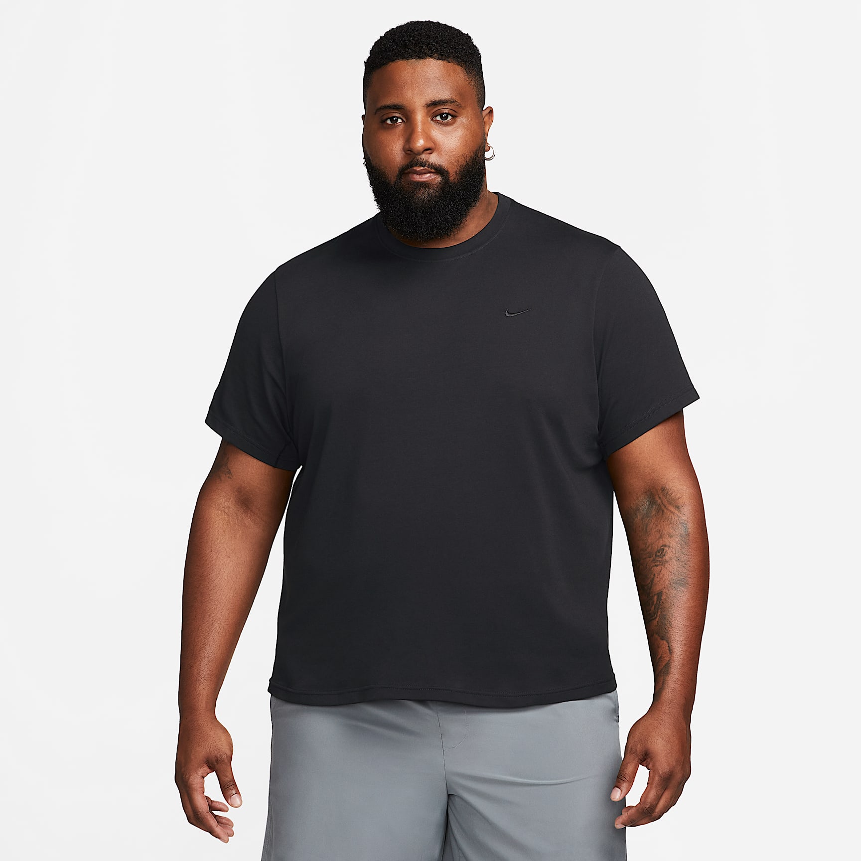 Nike Primary Men's Dri-FIT Short-Sleeve Versatile Top