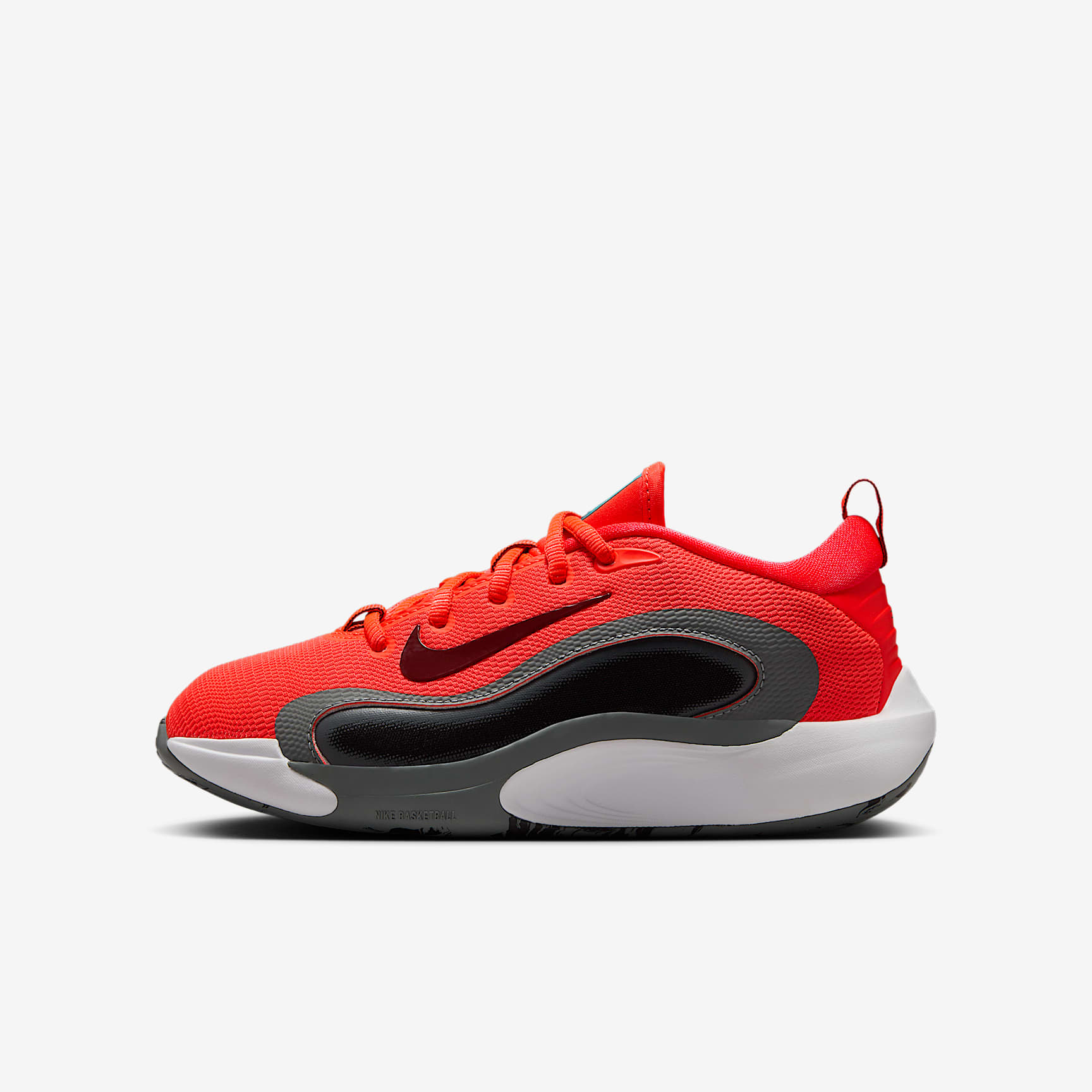 Nike IsoFly Big Kids' Basketball Shoes