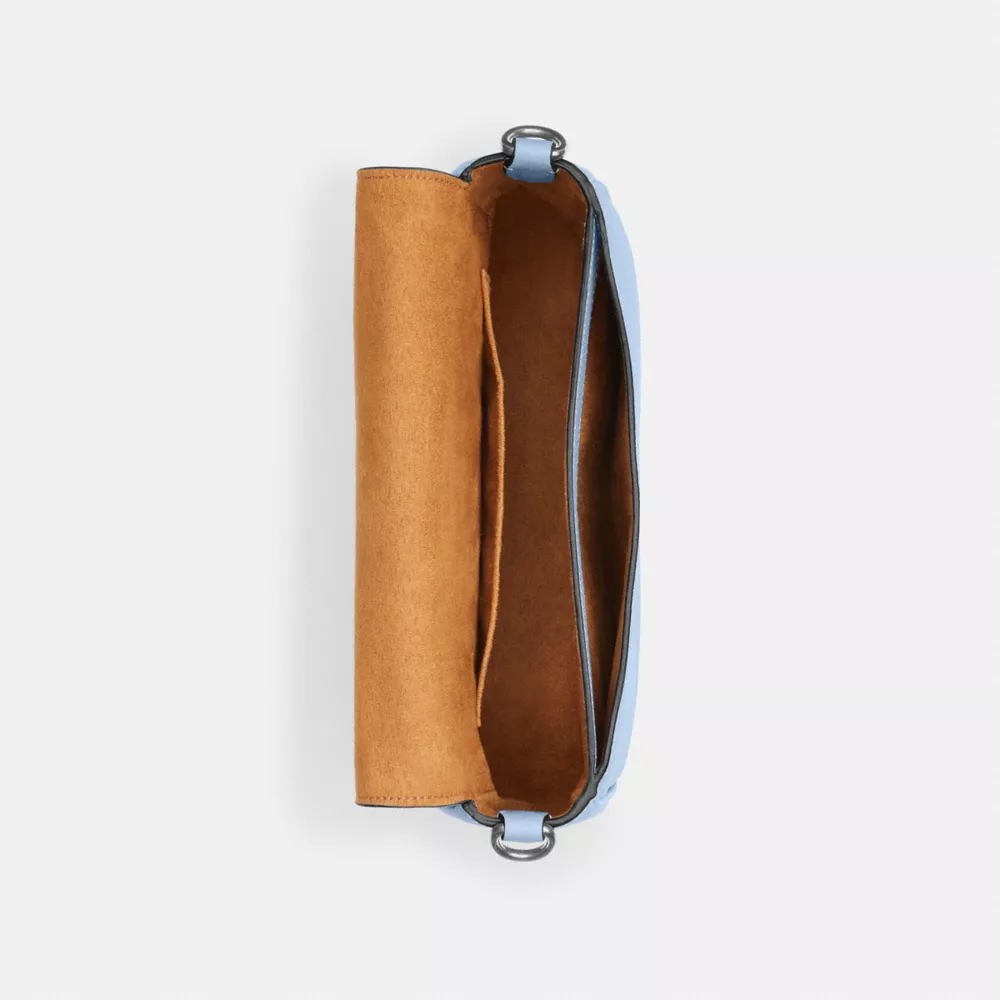 Сумка COACH Amelia Saddle Bag