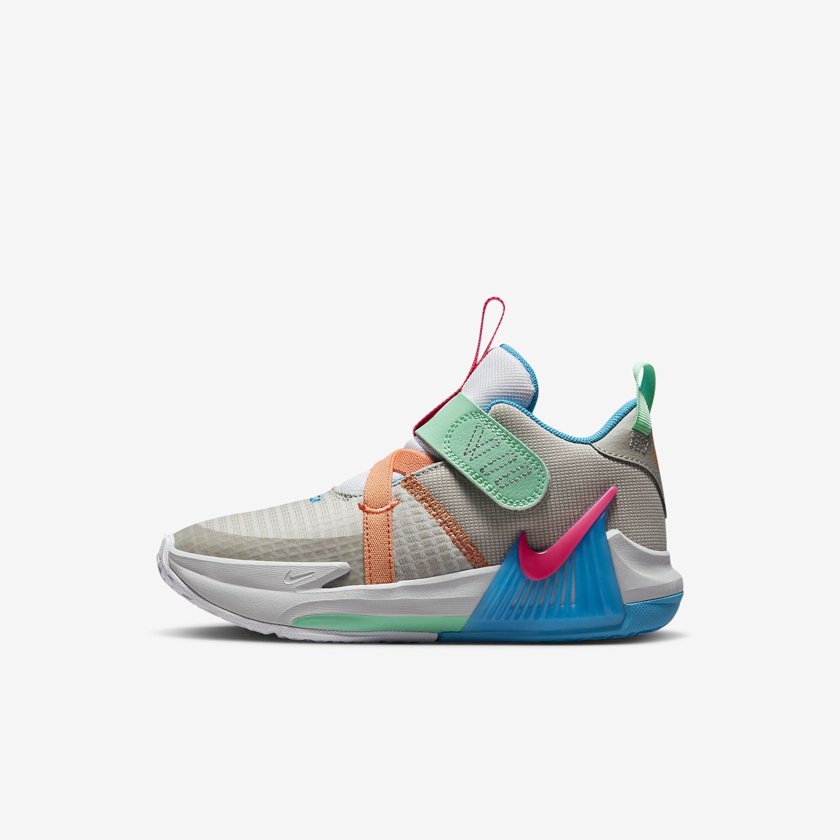 LeBron Witness 7 Little Kids' Shoes