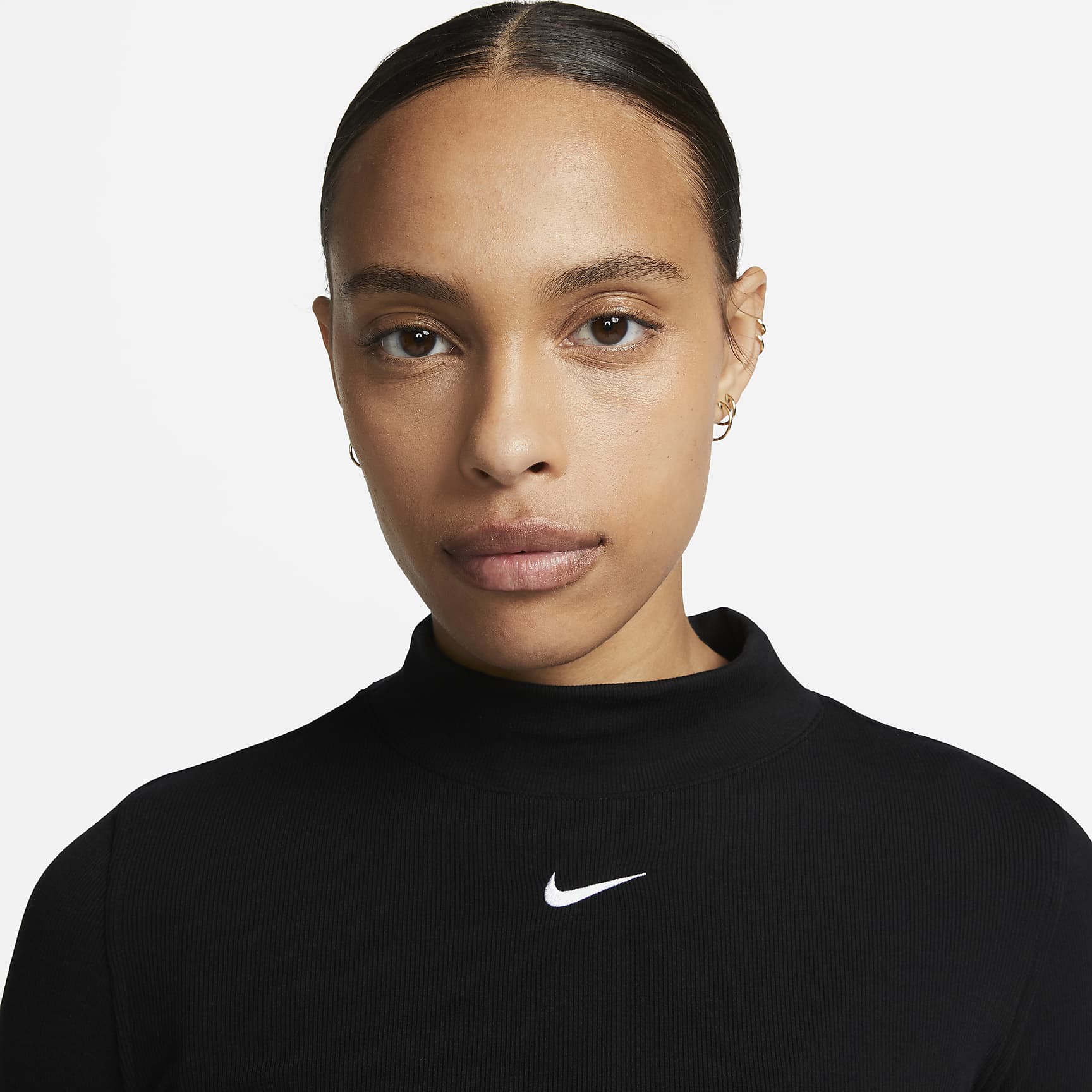 Nike Sportswear Essential Women's Ribbed Mock-Neck Long-Sleeve Top