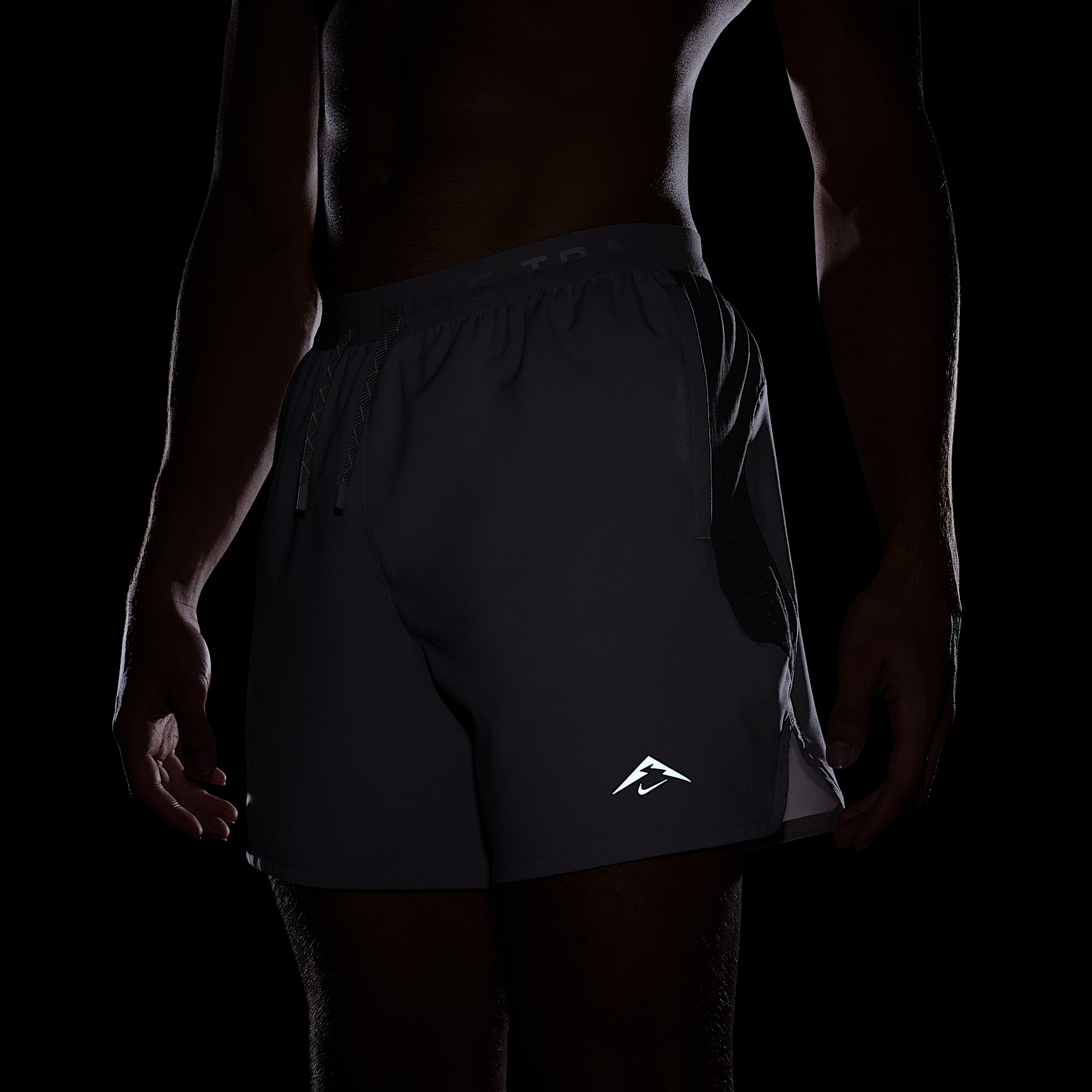 Nike Trail Men's Dri-FIT 6" Brief-Lined Running Shorts