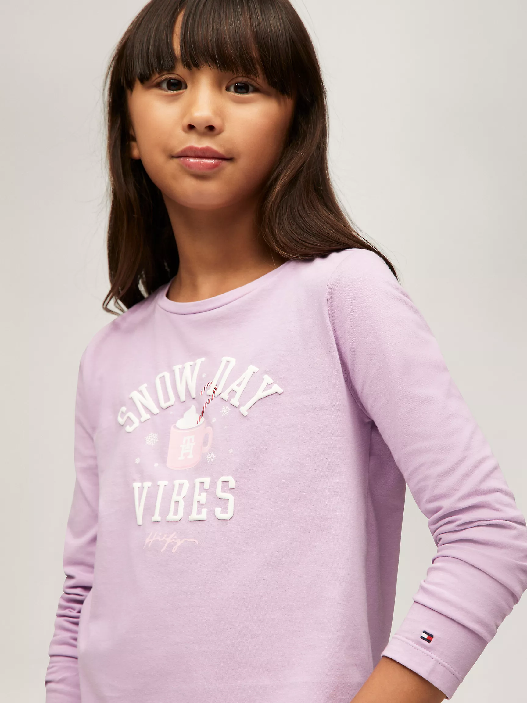 Футболка для девочек Tommy Hilfiger, Детская футболка с принтом горячего шоколада для зимних дней