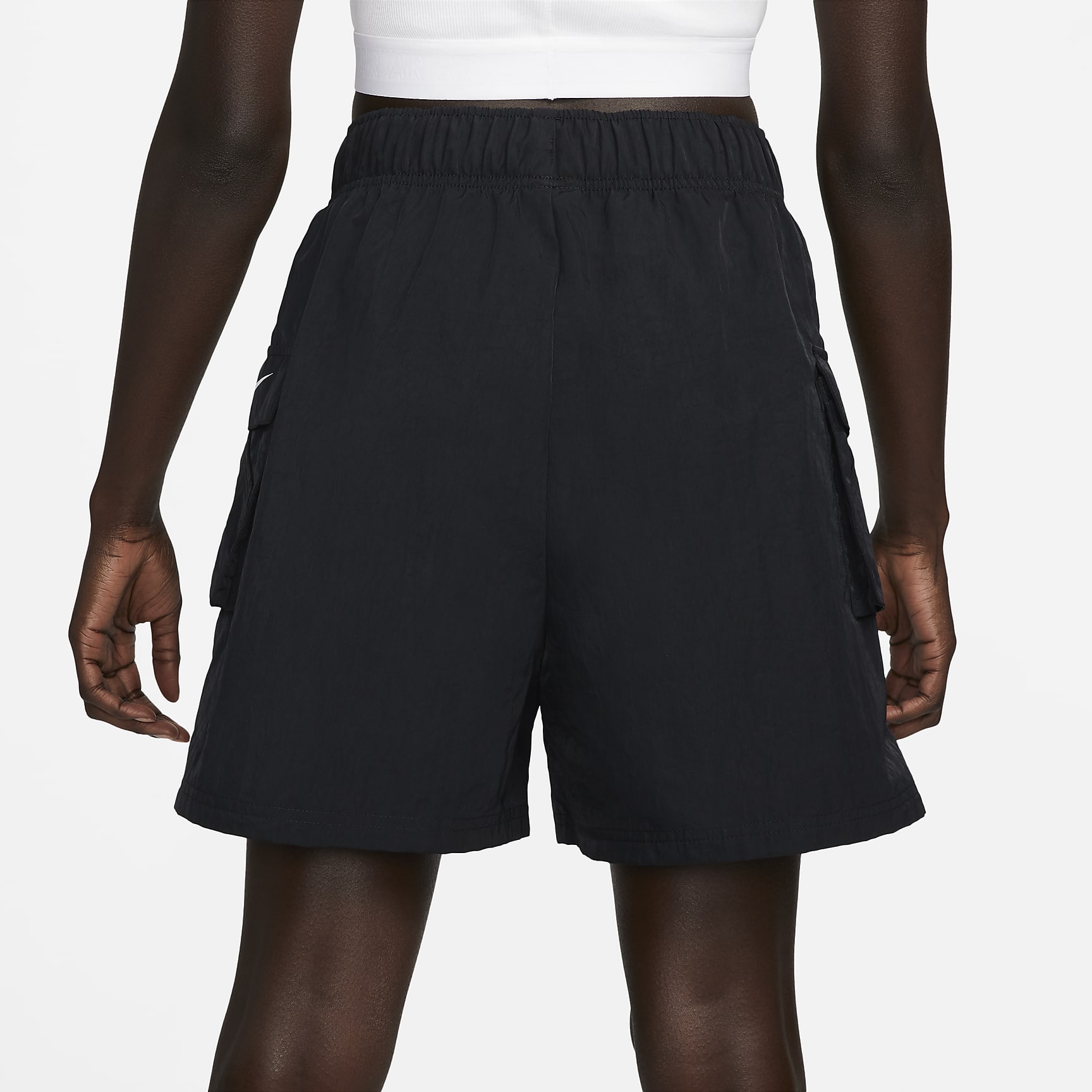 Nike Sportswear Essential Women's Woven High-Rise Shorts