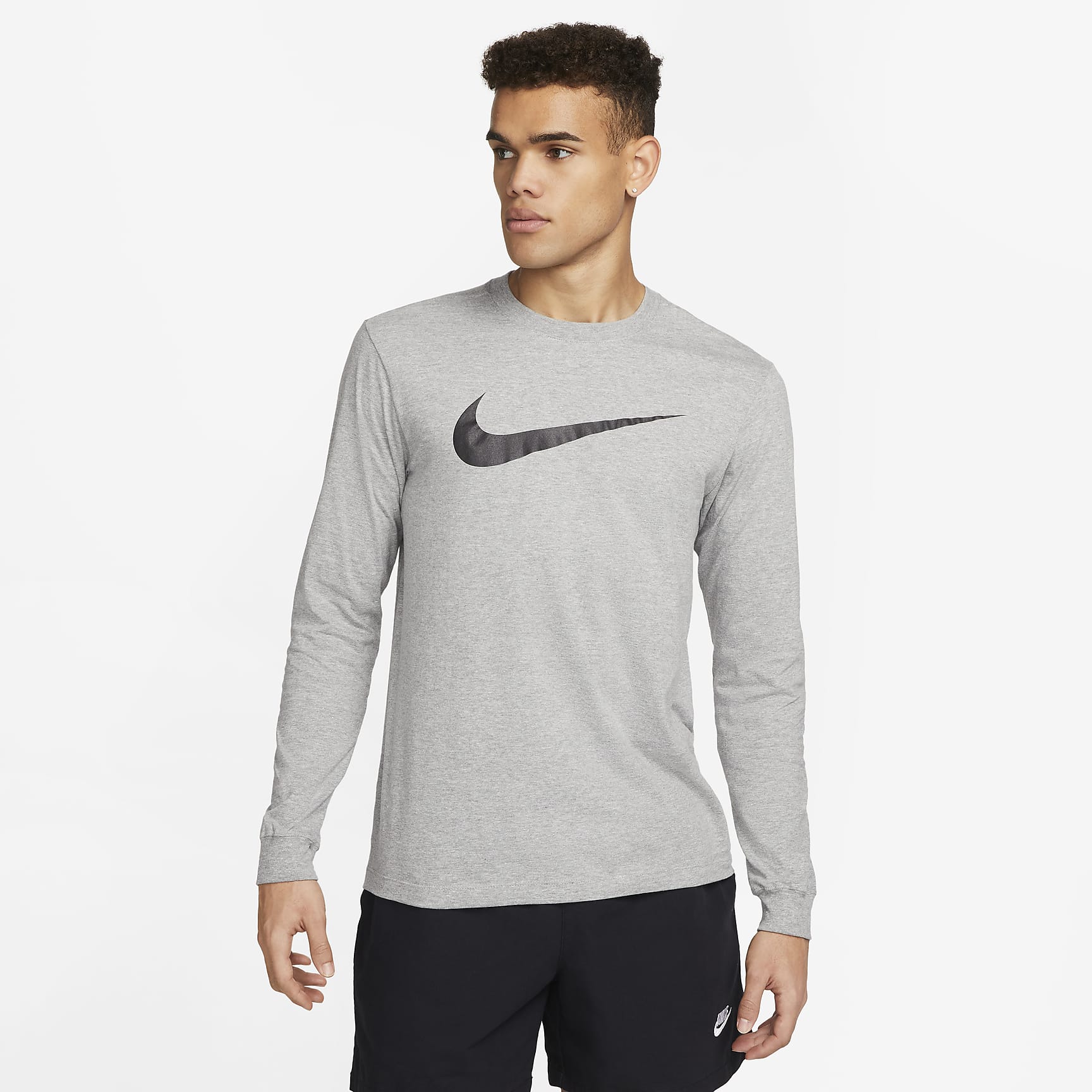 Nike Sportswear Men's Long-Sleeve T-Shirt