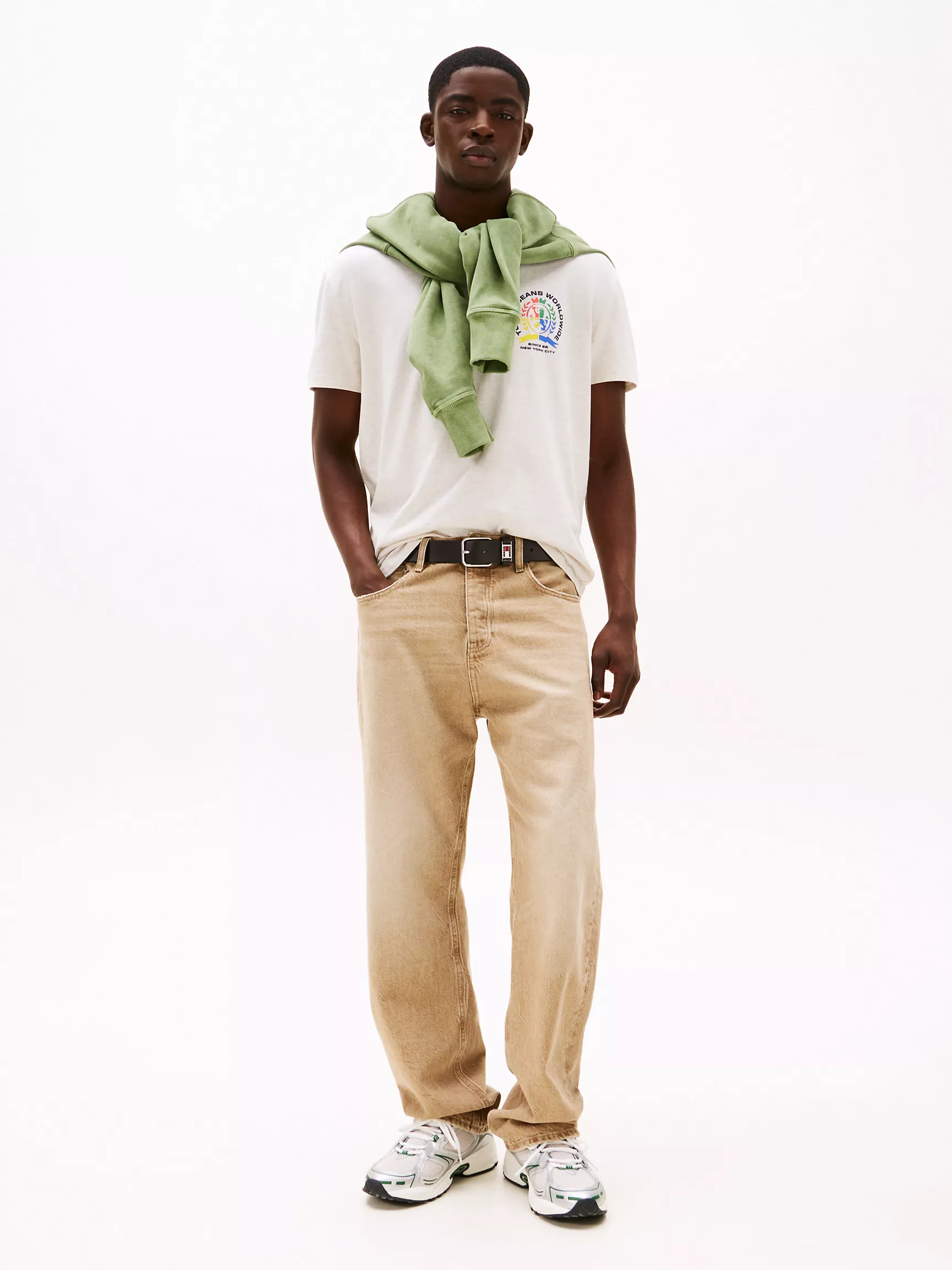 Мужская футболка Tommy Hilfiger, Футболка с повторяющимся разноцветным логотипом герба