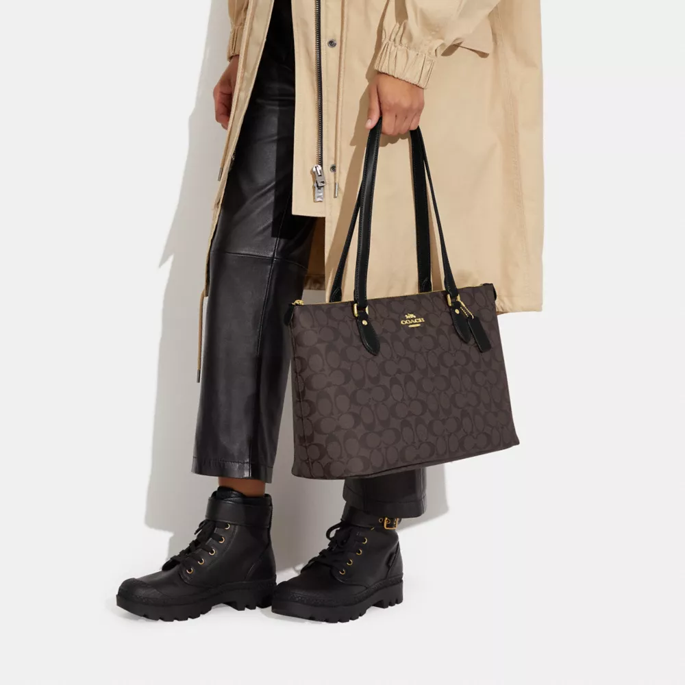 Сумка COACH Gallery Tote Bag In Signature Canvas