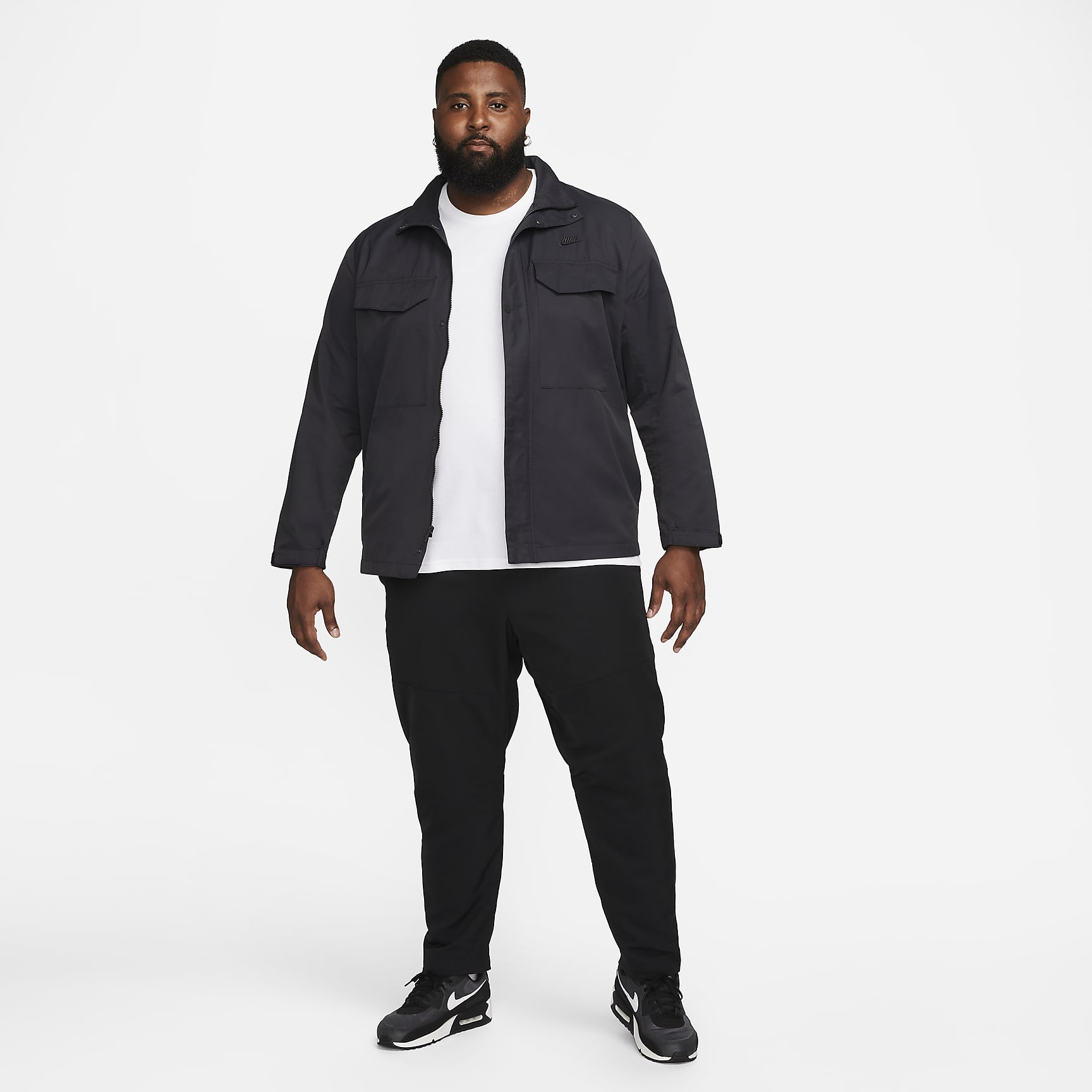 Nike Sportswear Premium Essentials Men's Pocket T-Shirt