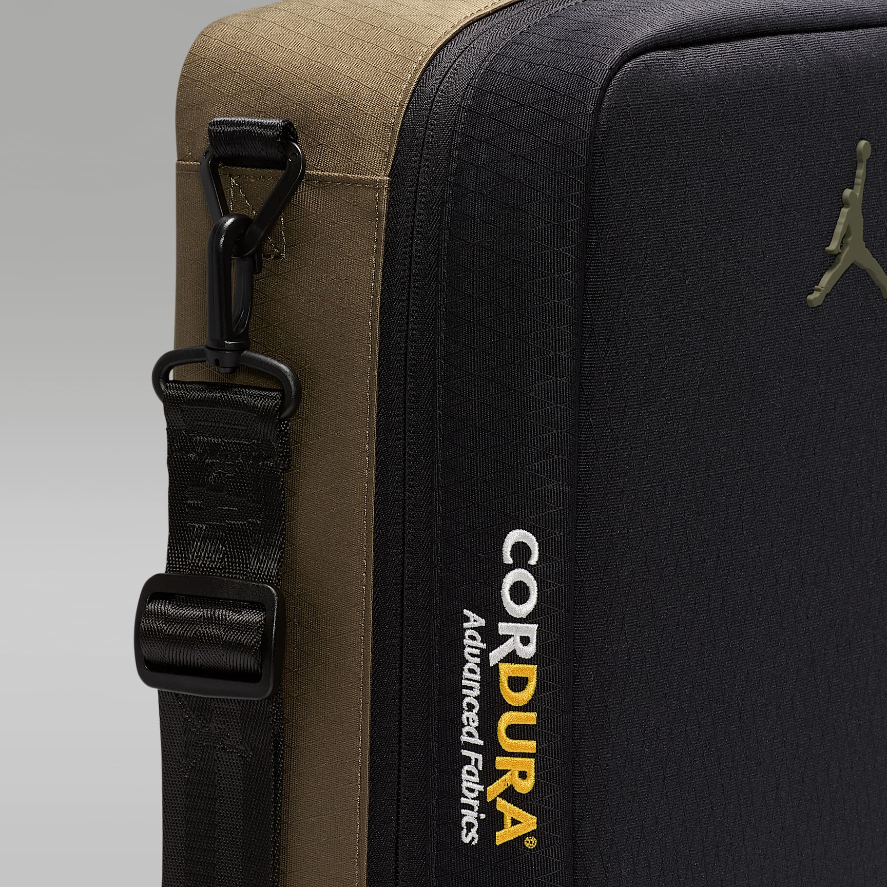 Jordan The Collectors Shoe Box (13L)