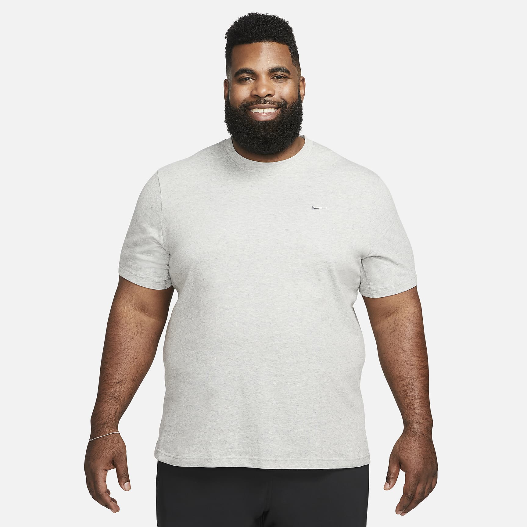 Nike Primary Men's Dri-FIT Short-Sleeve Versatile Top