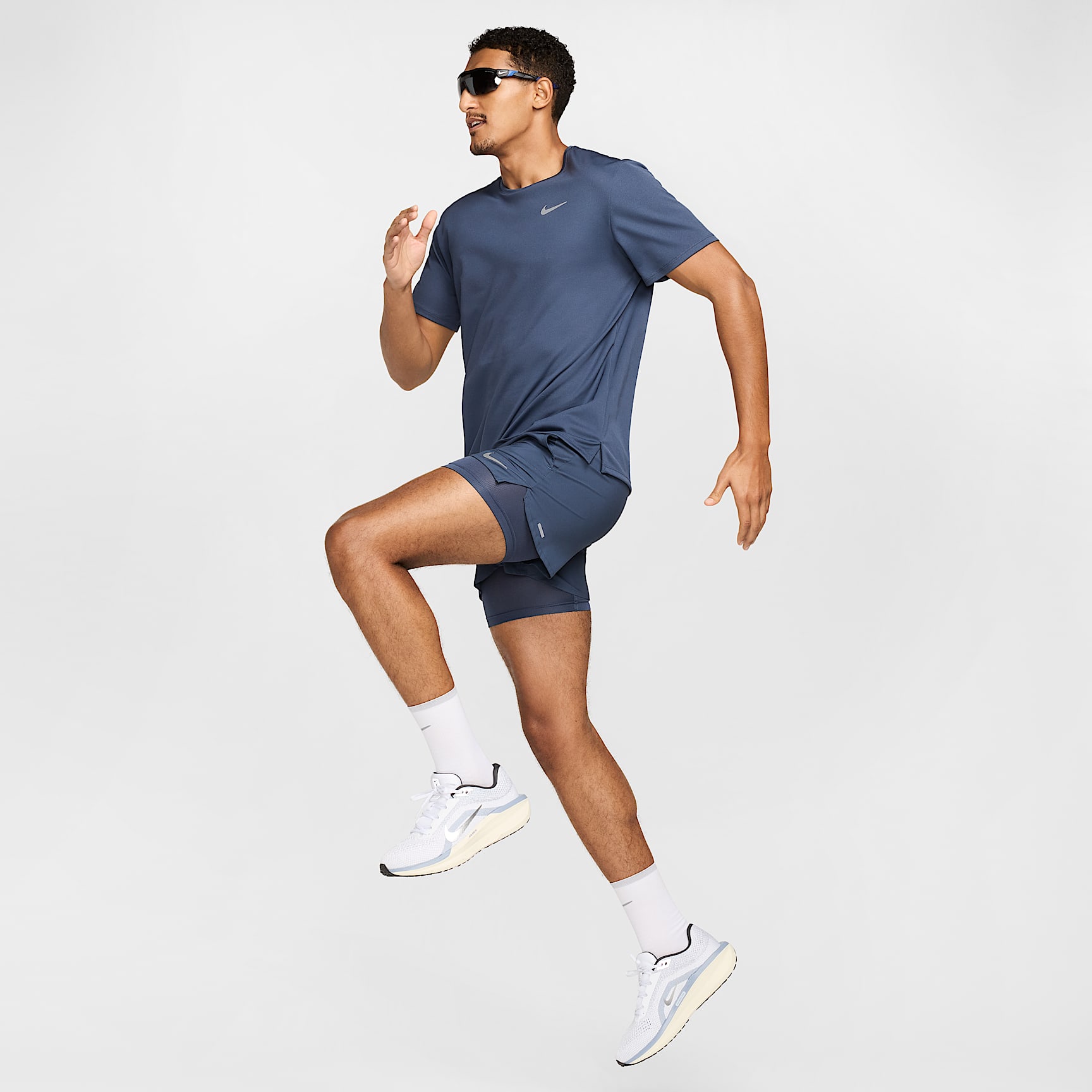 Nike Stride Men's Dri-FIT 5" 2-in-1 Running Shorts