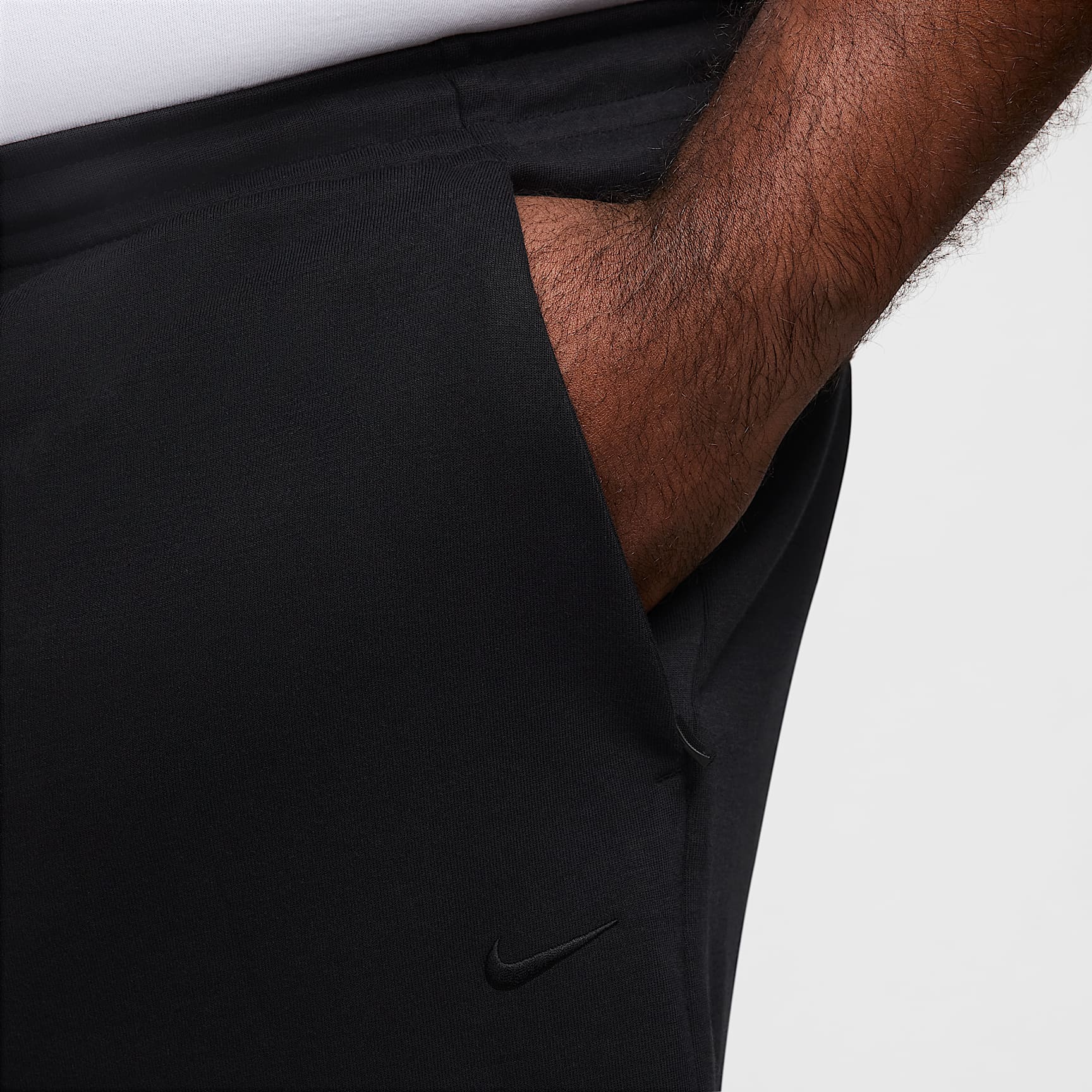 Nike Primary Fleece Men's 7" Dri-FIT UV Unlined Performance Shorts