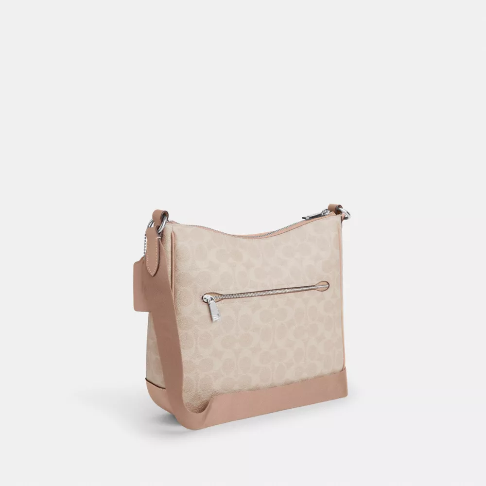 Сумка COACH Ellie File Bag In Signature Canvas With Stripe