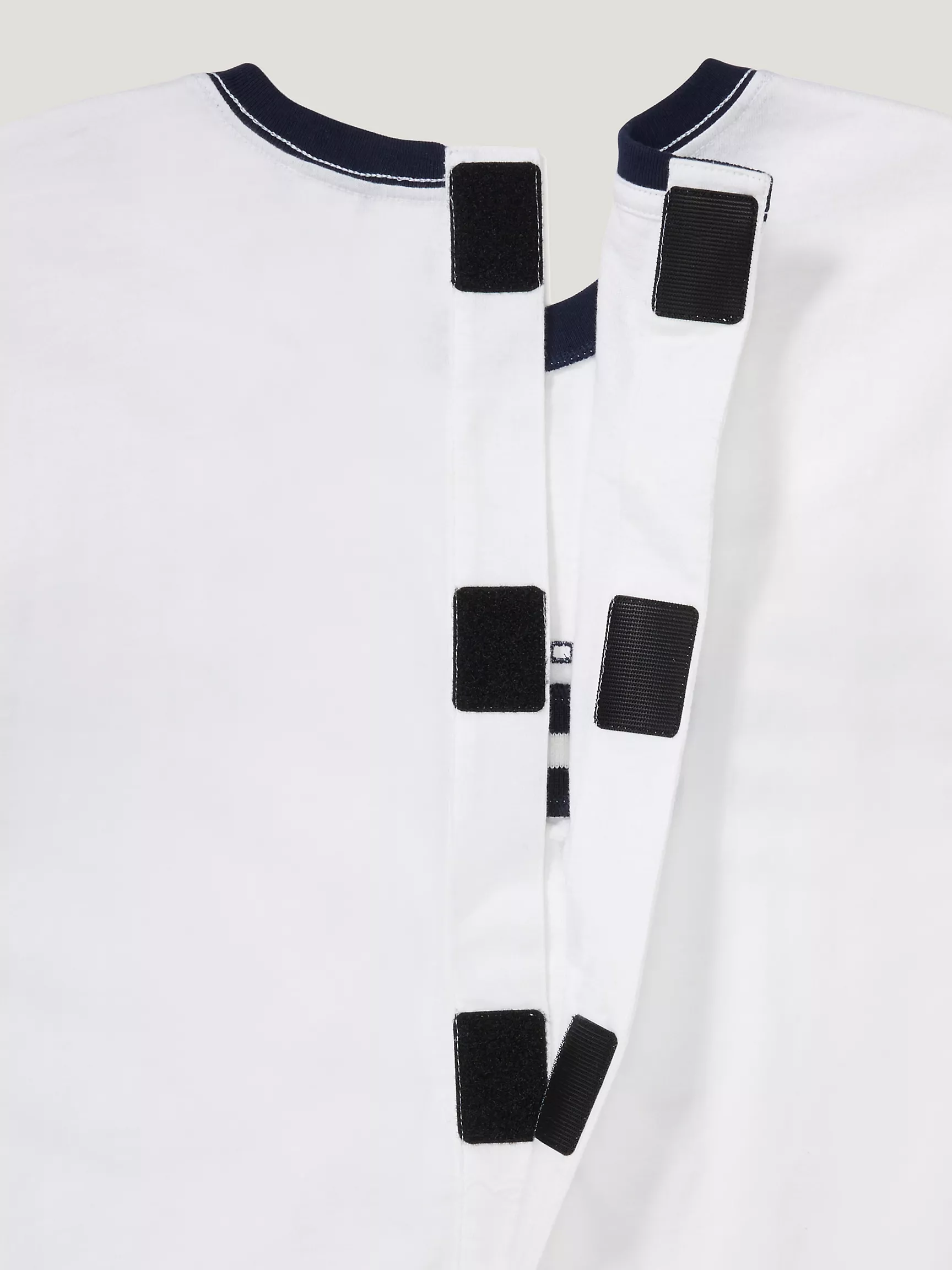 Мужская футболка Tommy Hilfiger, Футболка специального кроя с фирменными полосками