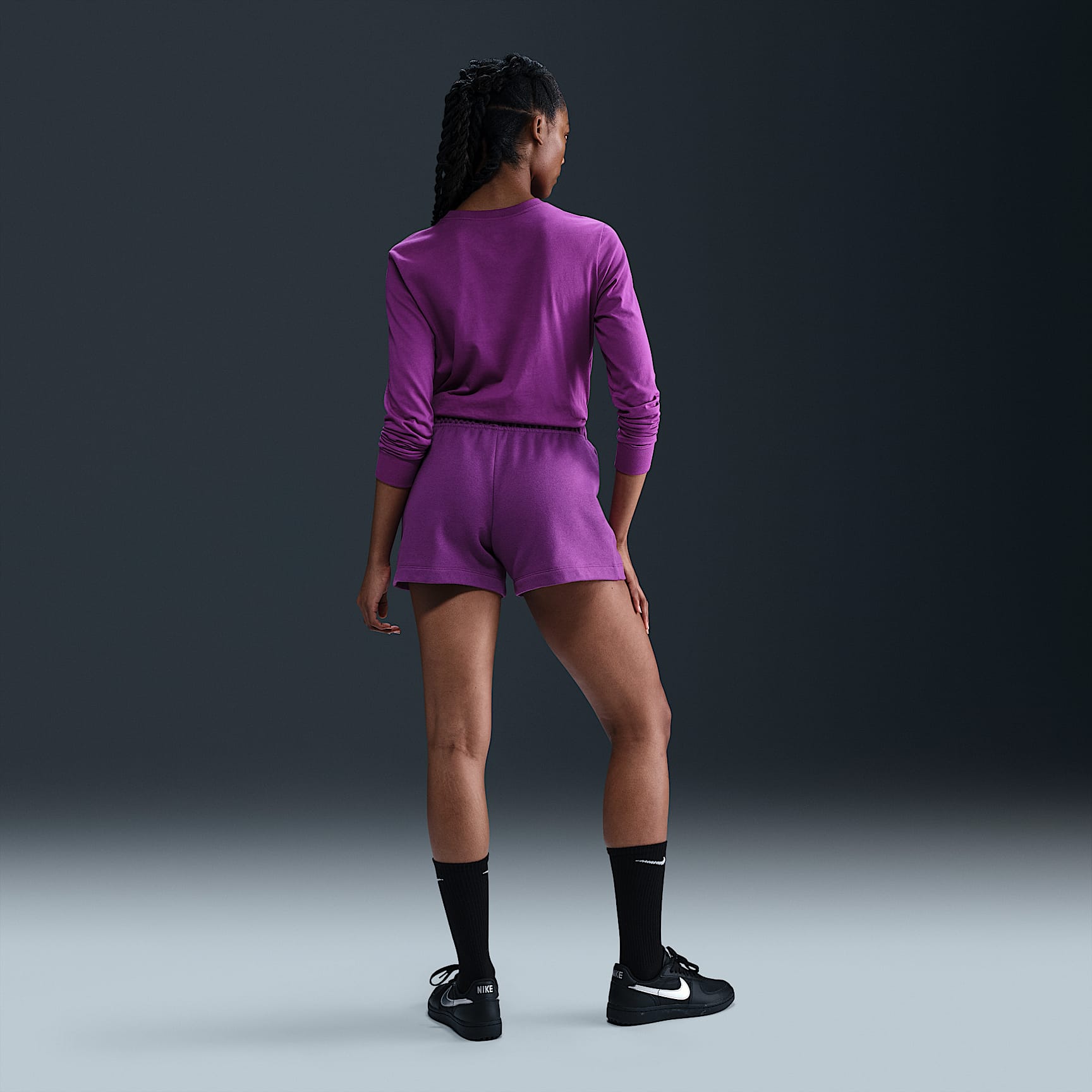 Nike Sportswear Club Women's Long-Sleeve T-Shirt