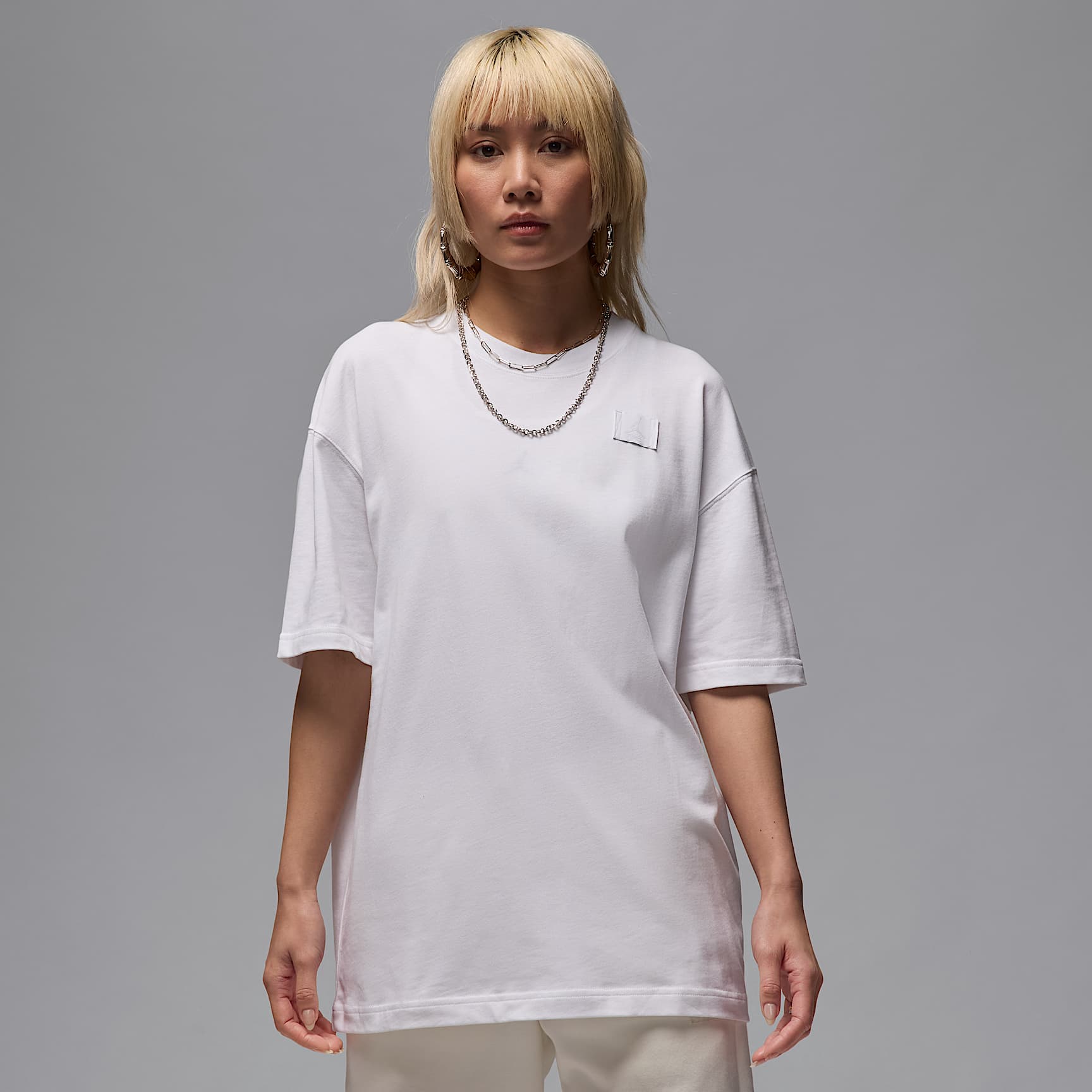 Jordan Flight Essentials Women's Oversized T-Shirt