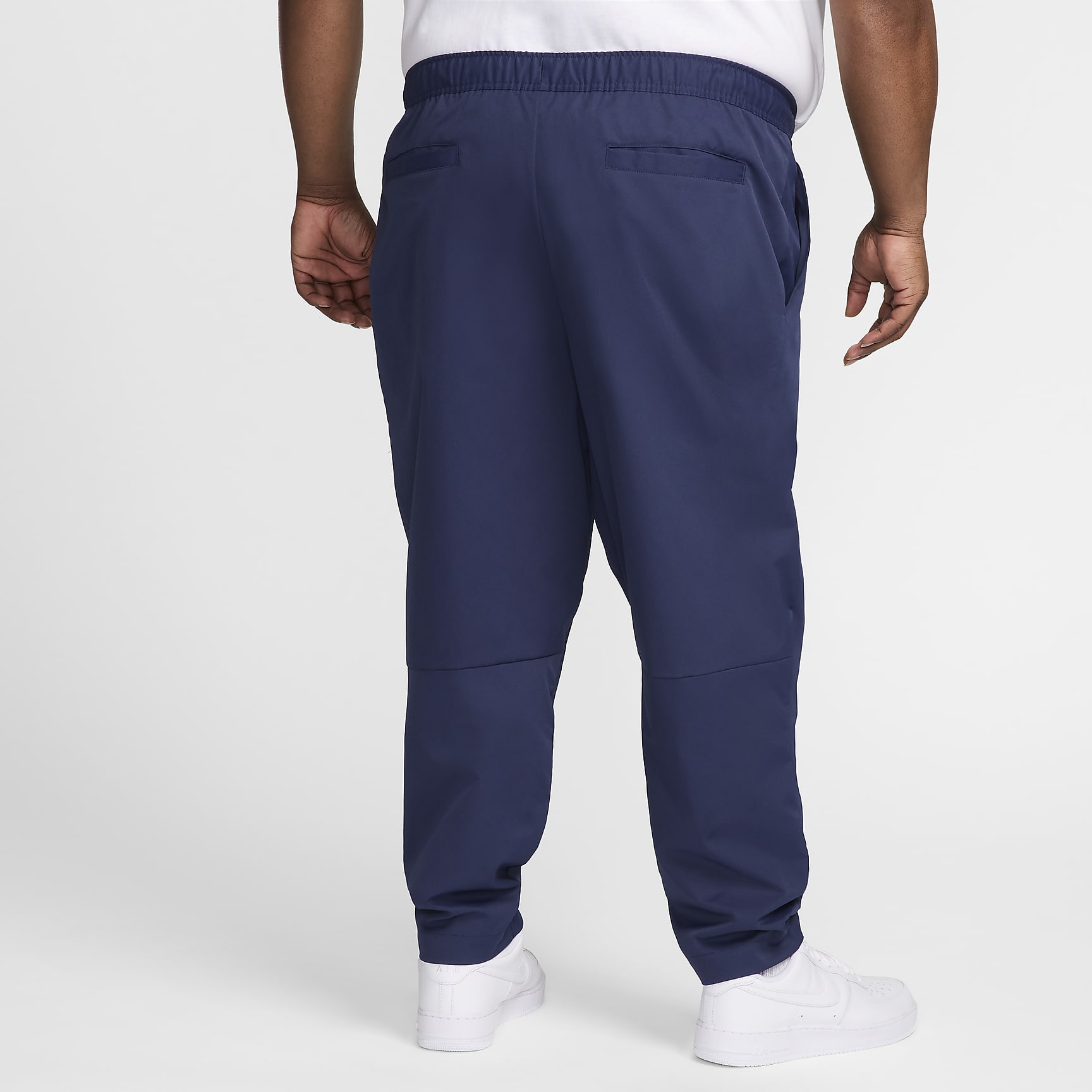 Nike Club Men's Woven Tapered Leg Pants