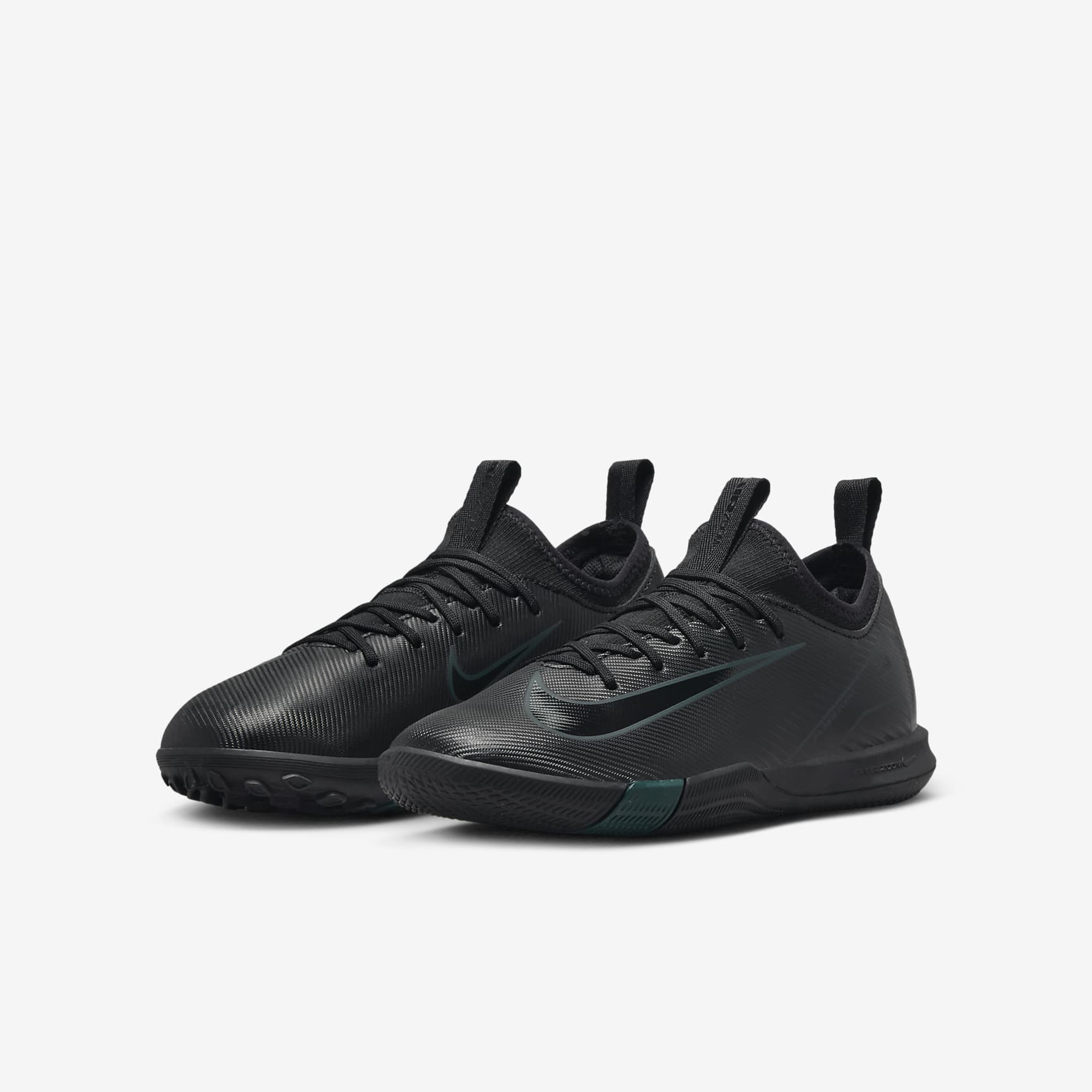 Nike Jr. Mercurial Vapor 16 Academy Little/Big Kids' IC Low-Top Soccer Shoes