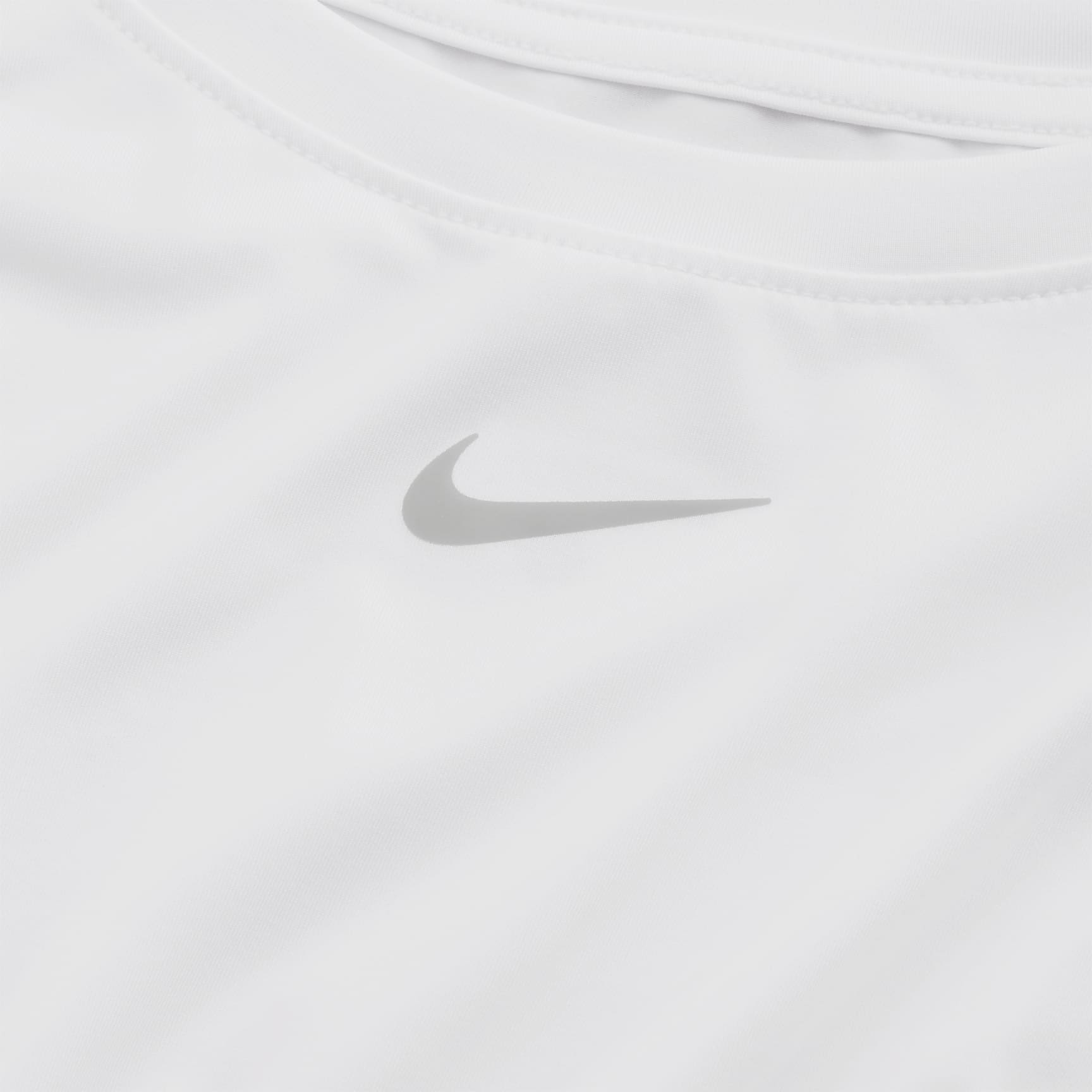 Nike One Classic Women's Dri-FIT Cropped Tank Top