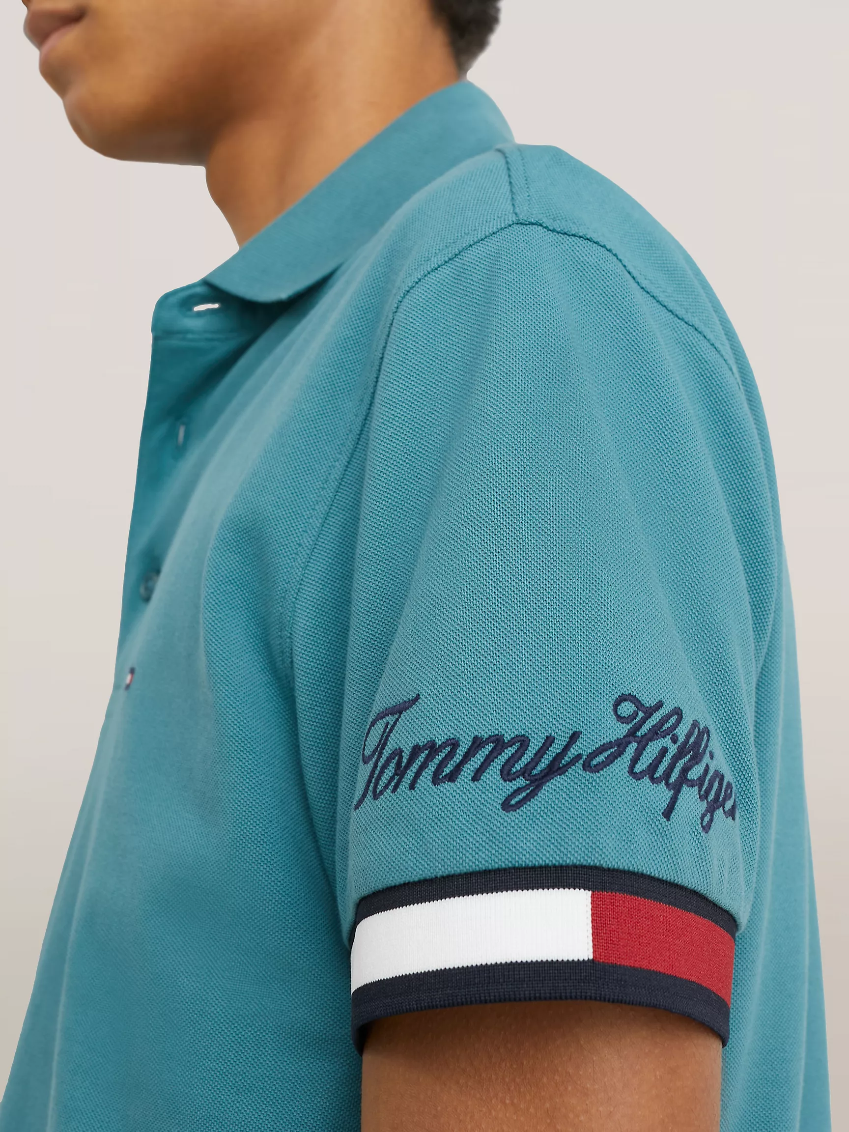 Мужское поло Tommy Hilfiger, Приталенное поло с логотипом флага на манжетах