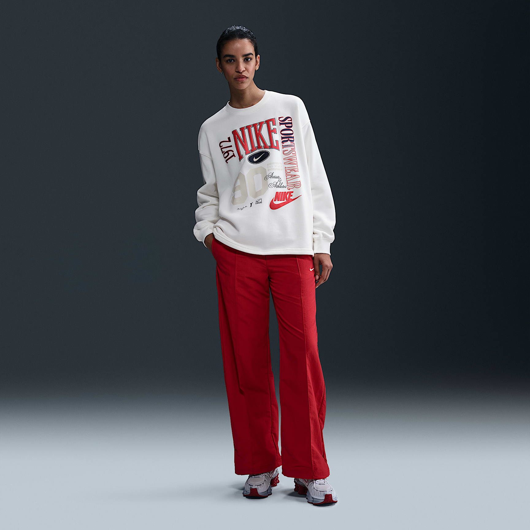 Nike Sportswear Women's Oversized Crew-Neck French Terry Sweatshirt