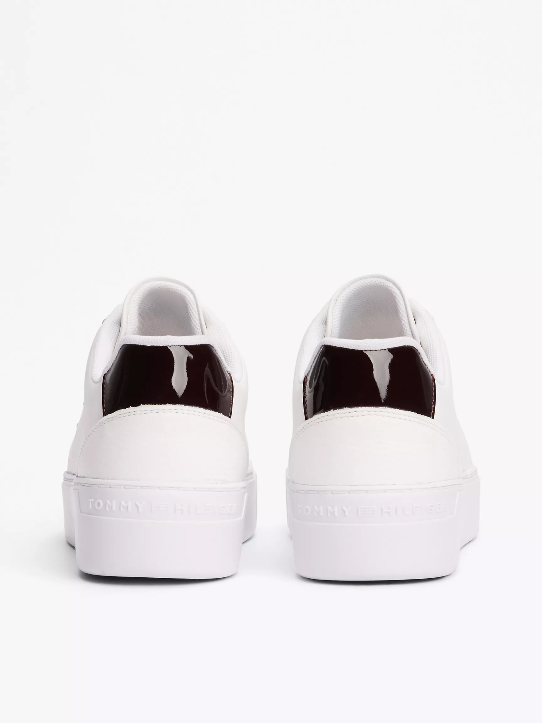 Женские кроссовки Tommy Hilfiger, Кожаные кеды на платформе с монограммным узором