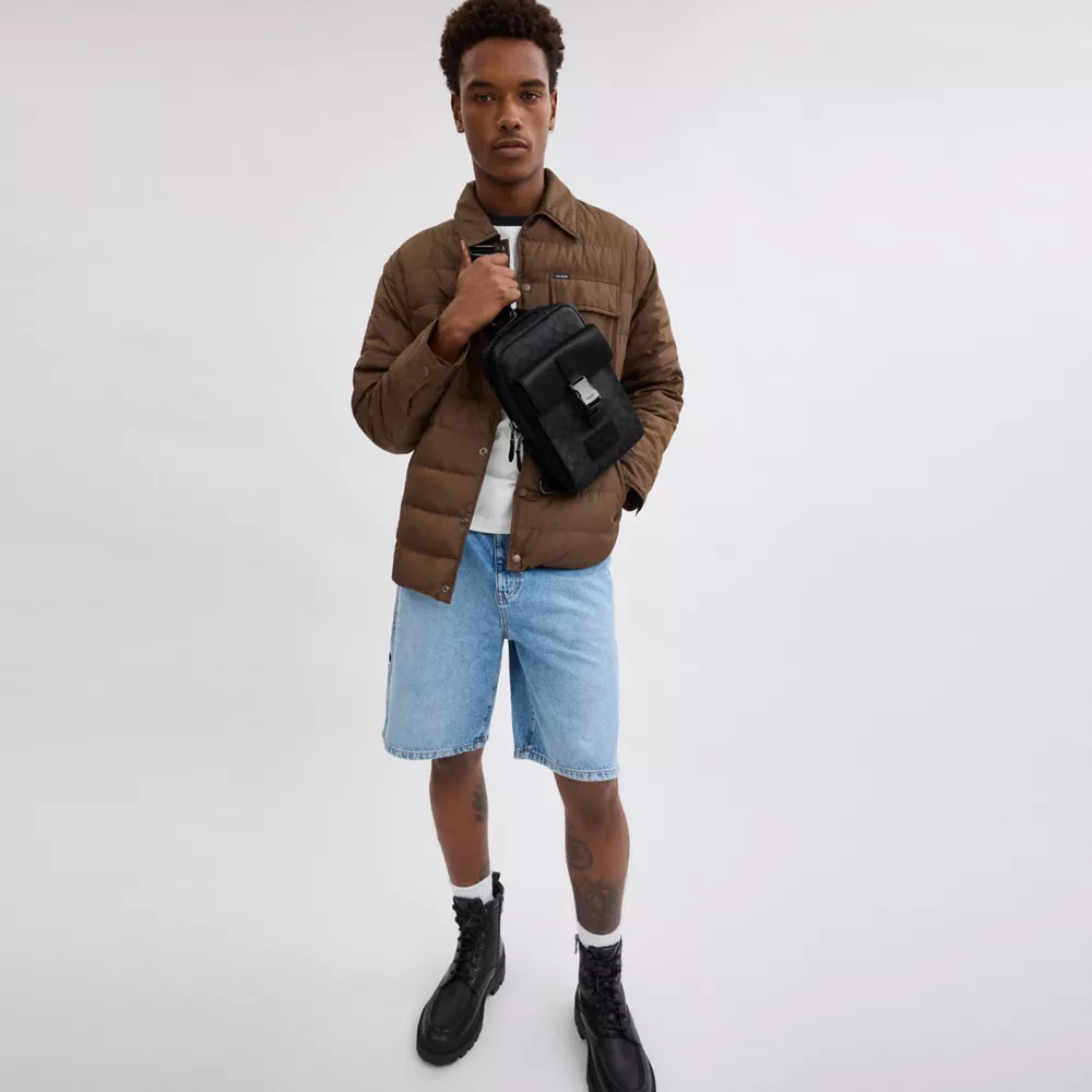 Сумка COACH Track Pack In Signature Canvas