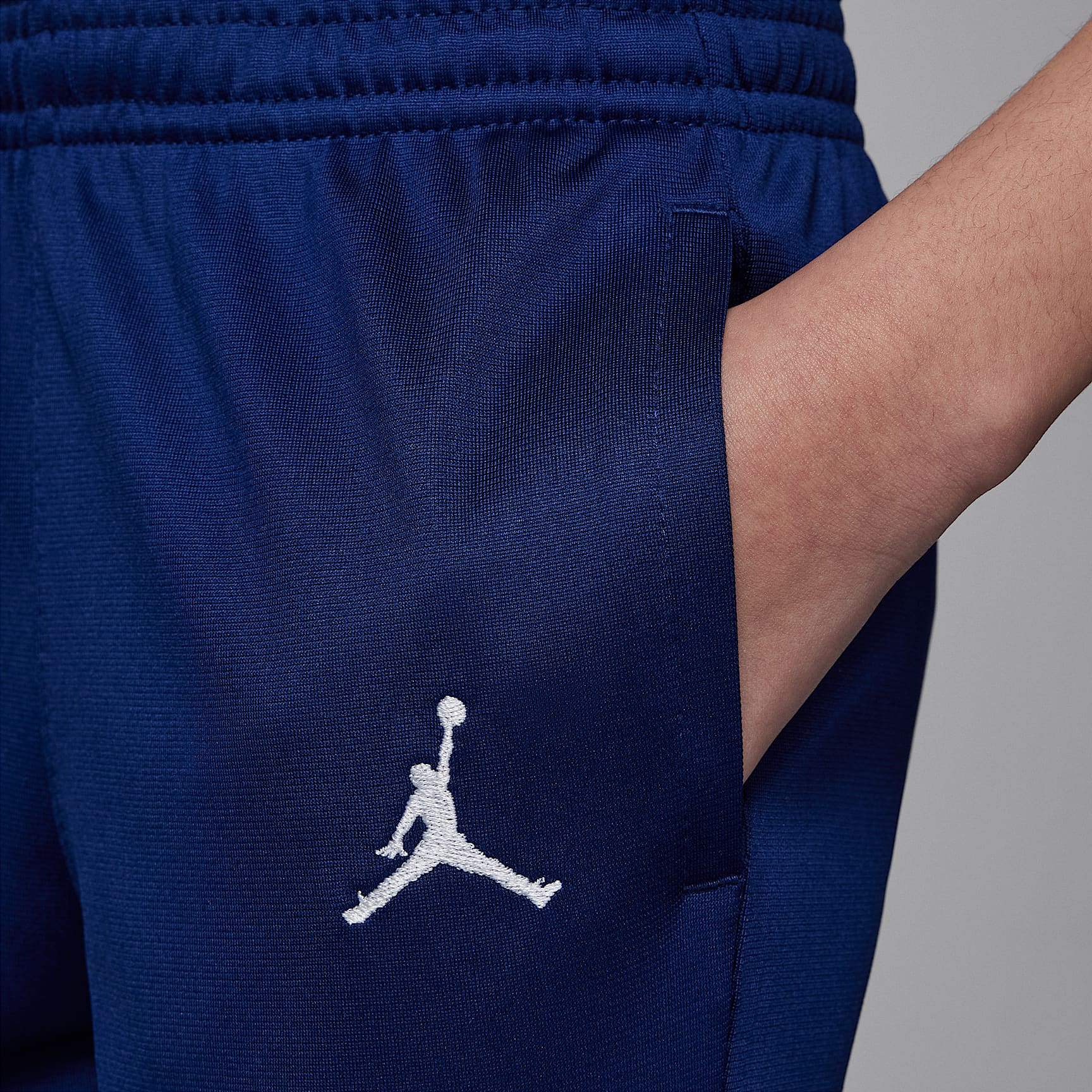 Paris Saint-Germain Strike Fourth Little Kids' Jordan Dri-FIT Soccer Knit Tracksuit