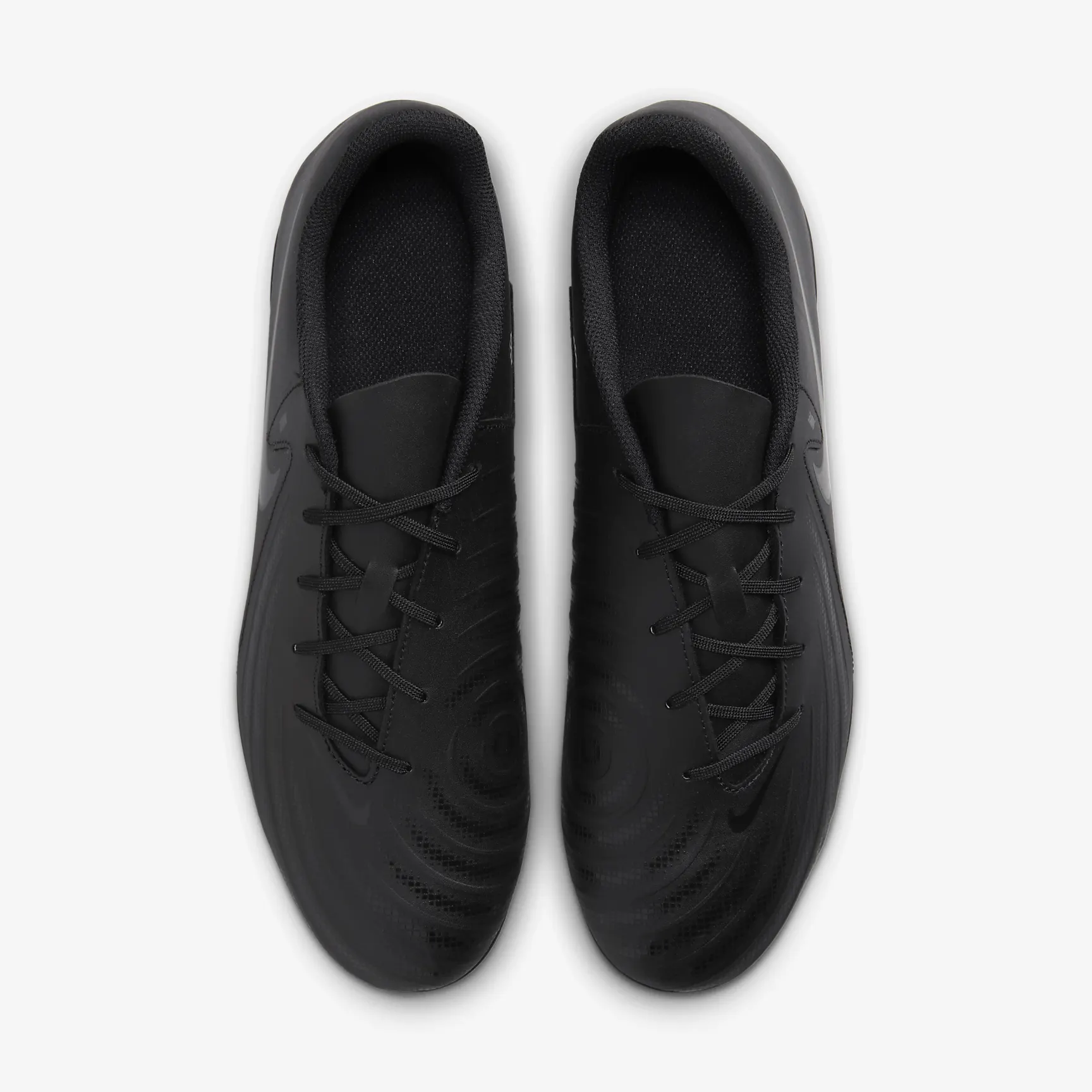 Nike Phantom GX 2 Club MG Low-Top Soccer Cleats