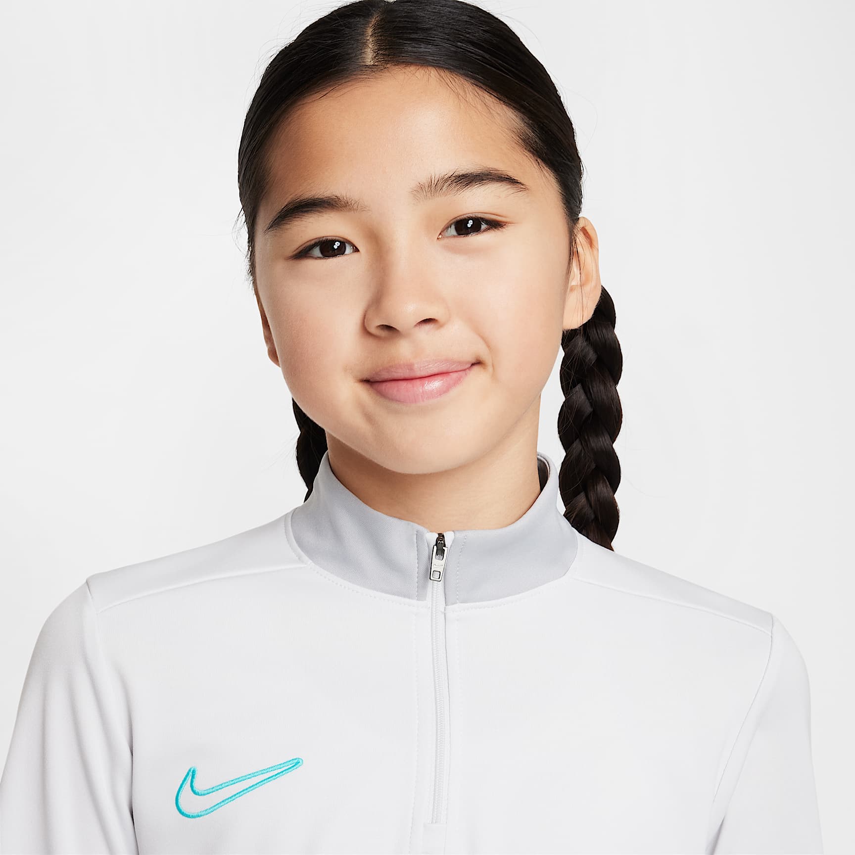 Nike Academy Big Kids' Dri-FIT Long-Sleeve 1/4-Zip Soccer Drill Top