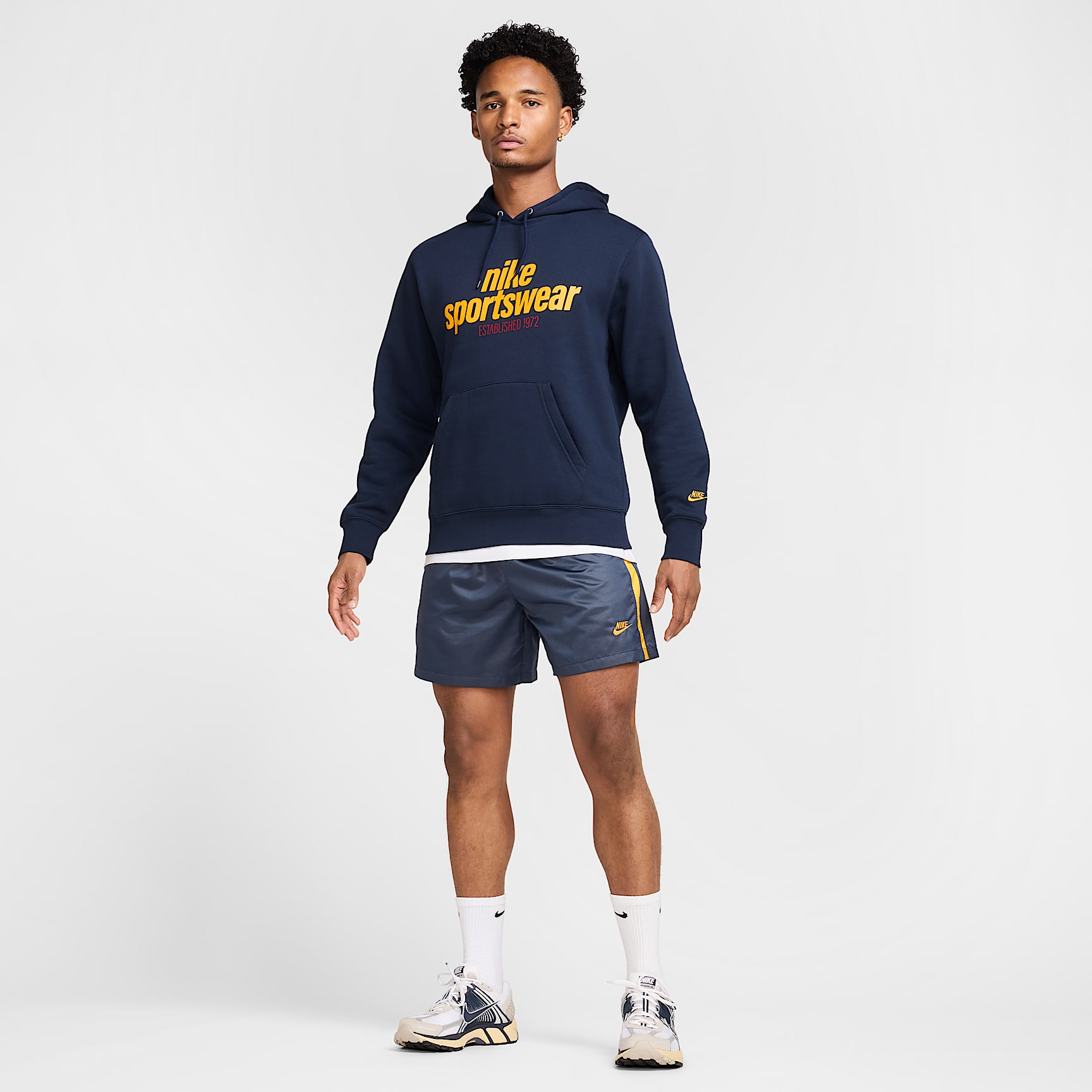 Nike Club Men's Fleece Pullover Hoodie