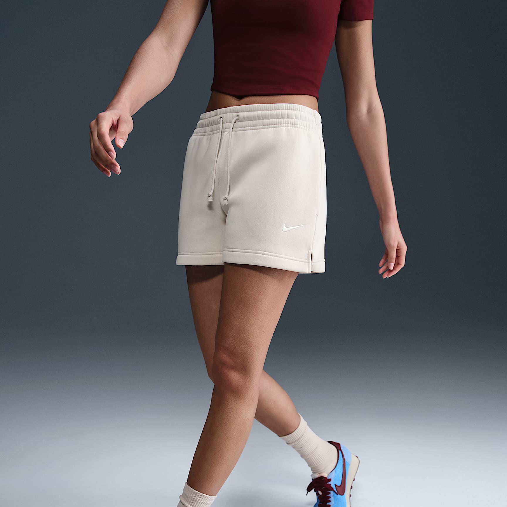 Nike Sportswear Phoenix Fleece Women's Mid-Rise 4" Shorts