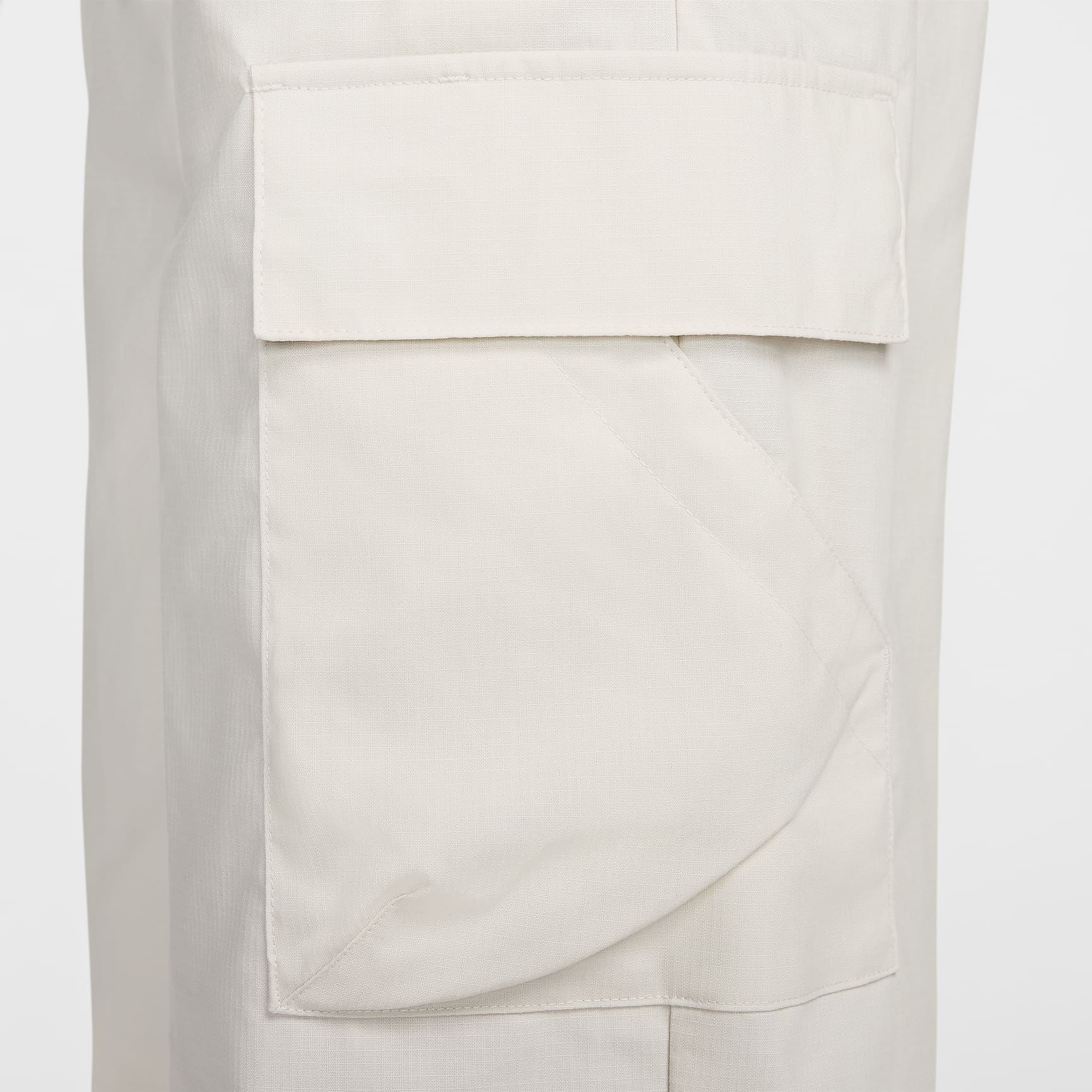 Nike Sportswear Everything Wovens Women's Mid-Rise Cargo Pants