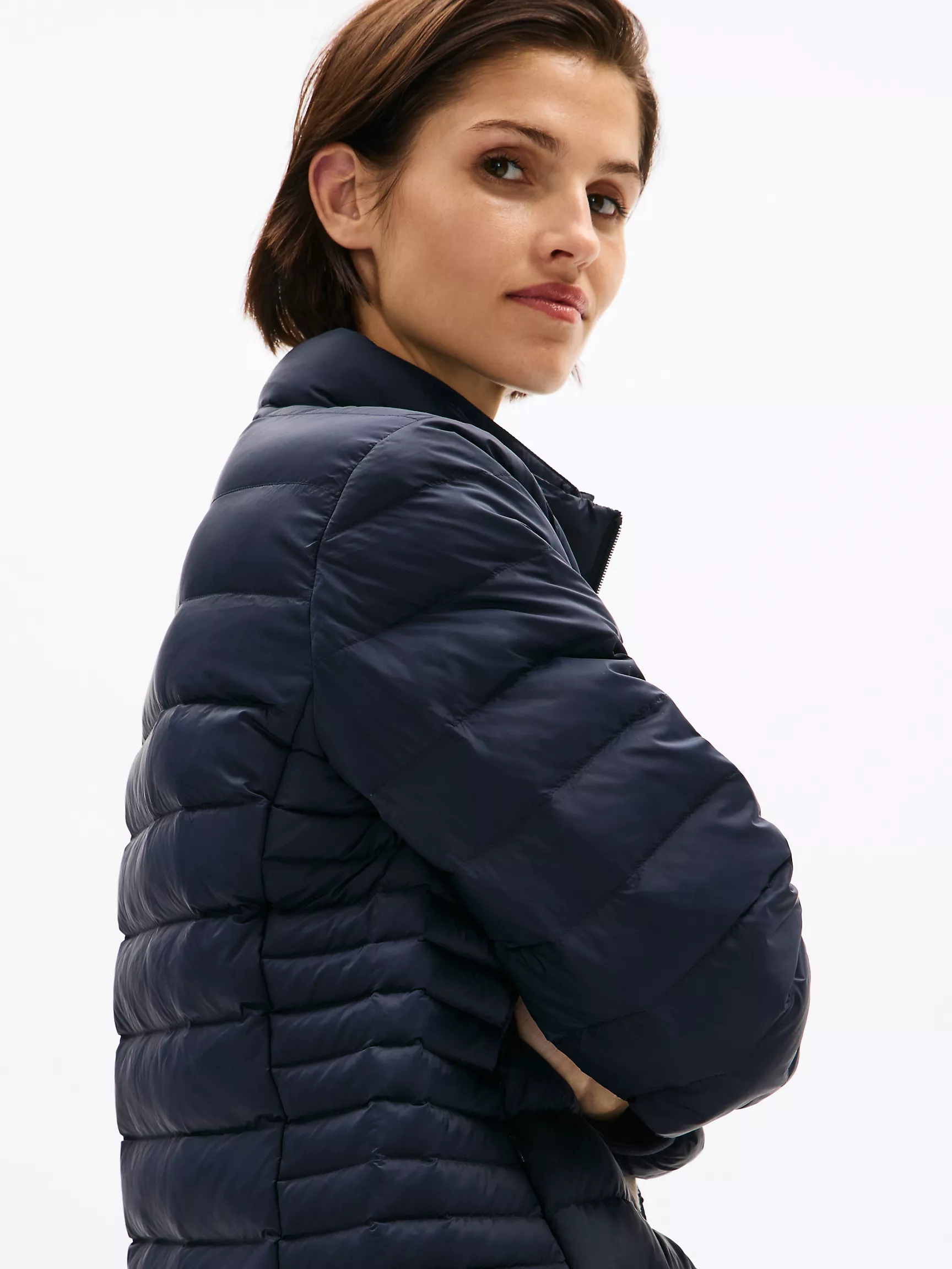 Женская куртка Tommy Hilfiger, Легкий пуховик с капюшоном