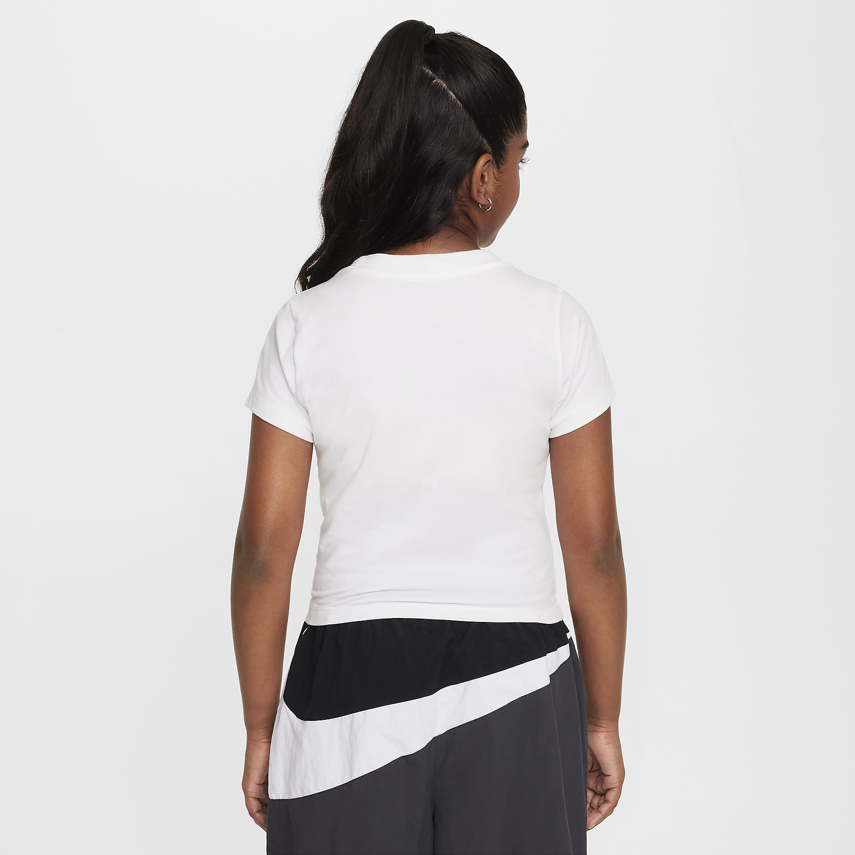 Nike Sportswear Big Kids' (Girls') Cropped T-Shirt