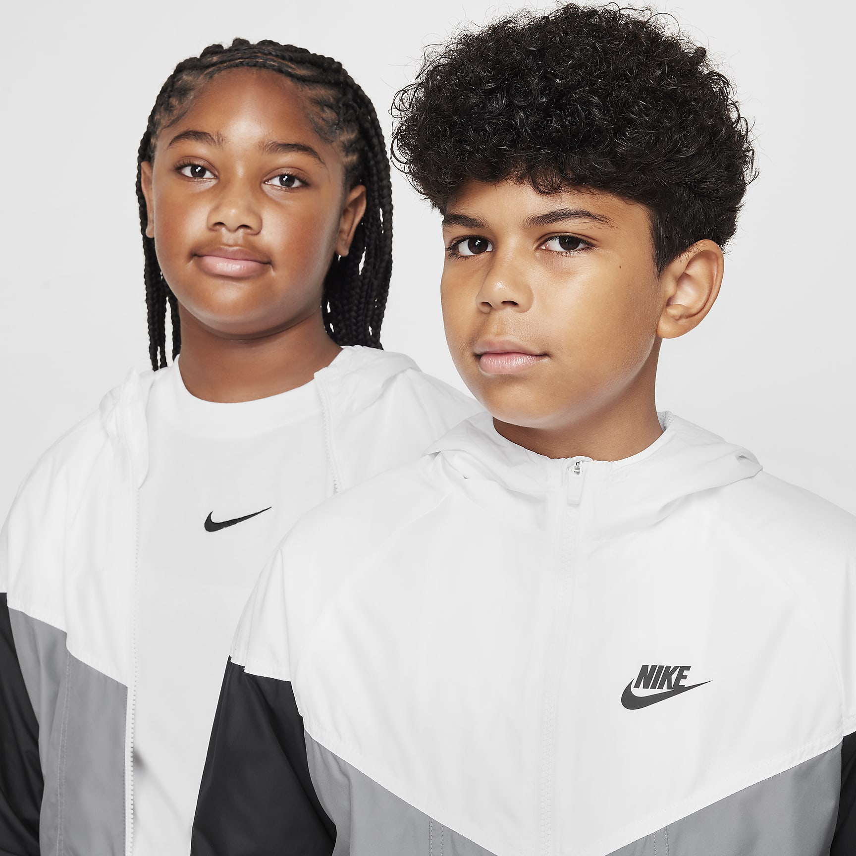 Nike Sportswear Windrunner Big Kids' Hooded Repel Jacket (Extended Size)