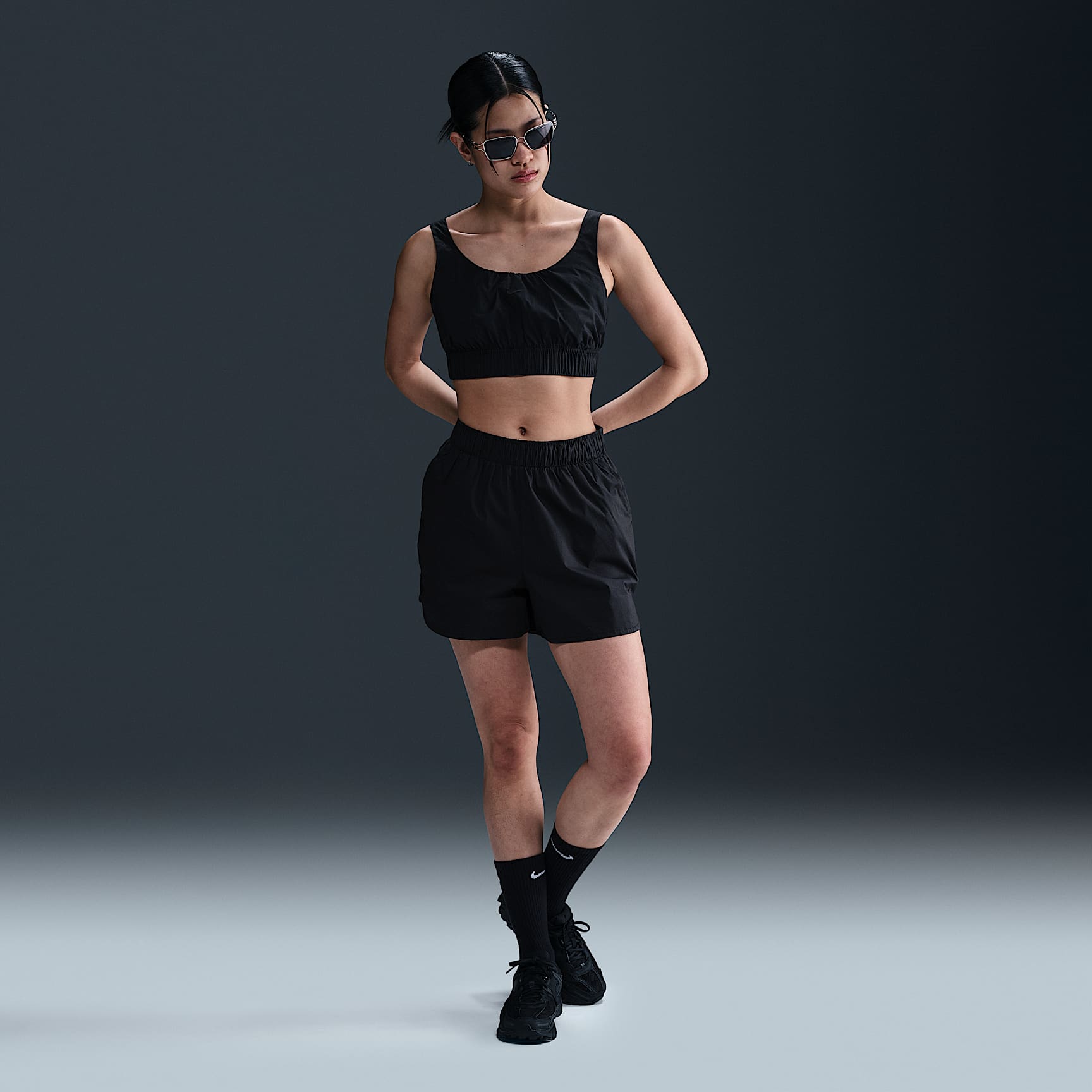 Nike Sportswear Chill Poplin Women's Slim Cropped Tank Top