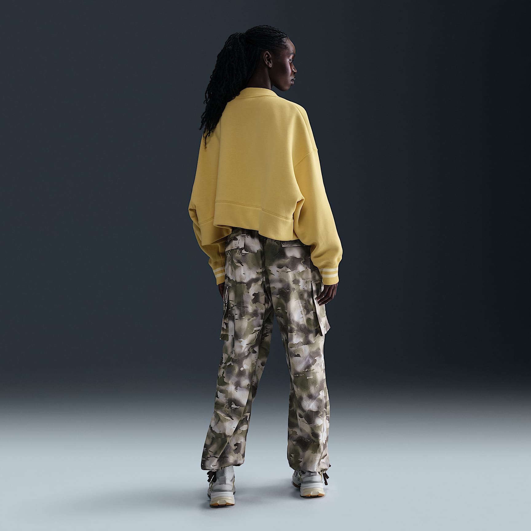 Nike Sportswear Phoenix Fleece Women's Over-Oversized Graphic Cardigan