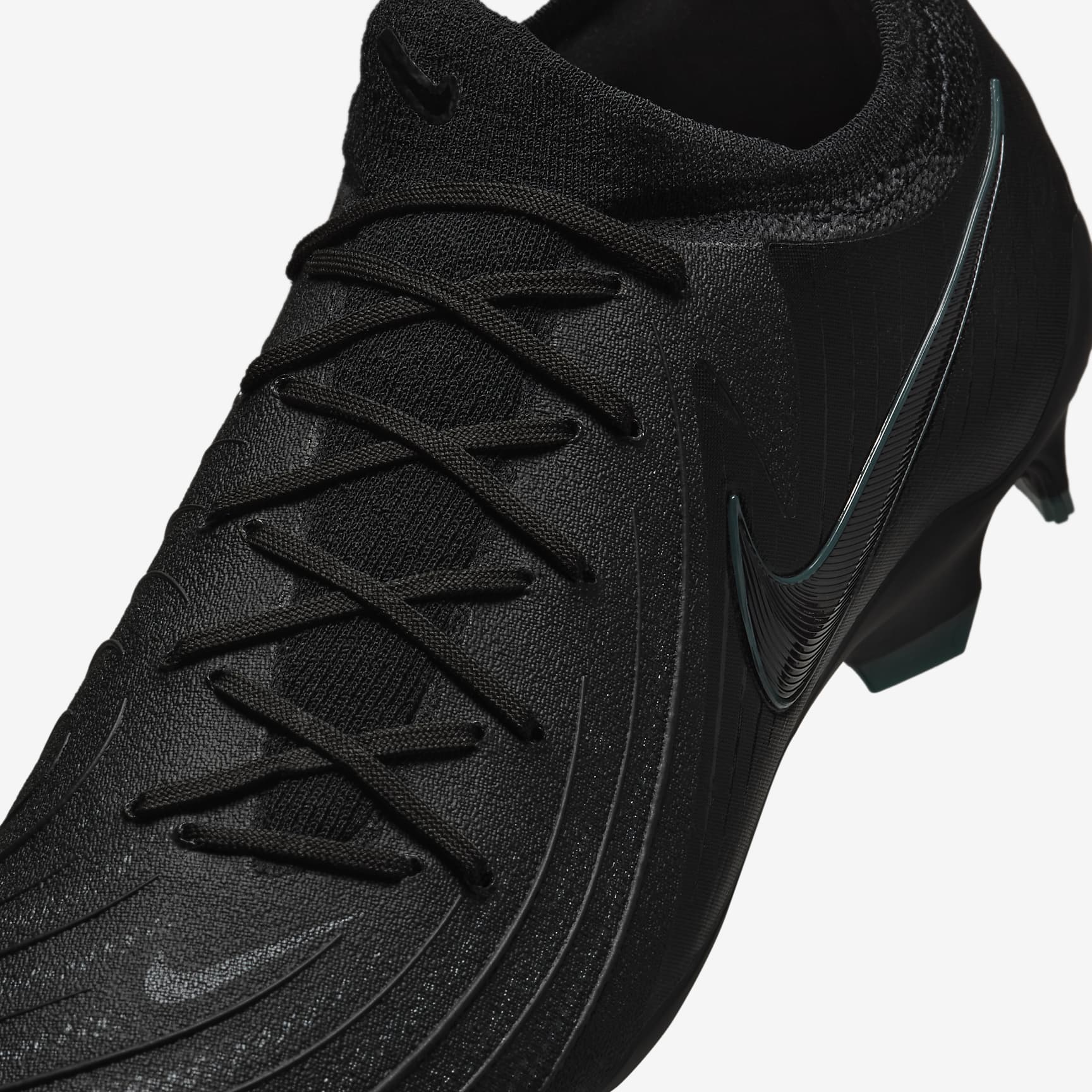 Nike Phantom GX 2 Pro FG Low-Top Soccer Cleats