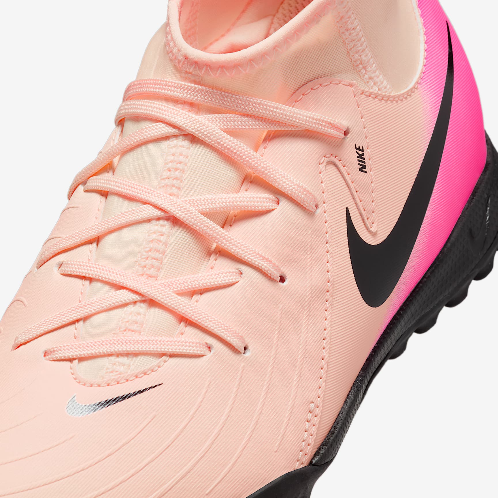 Nike Jr. Phantom Luna 2 Academy Little/Big Kids' TF Soccer Shoes