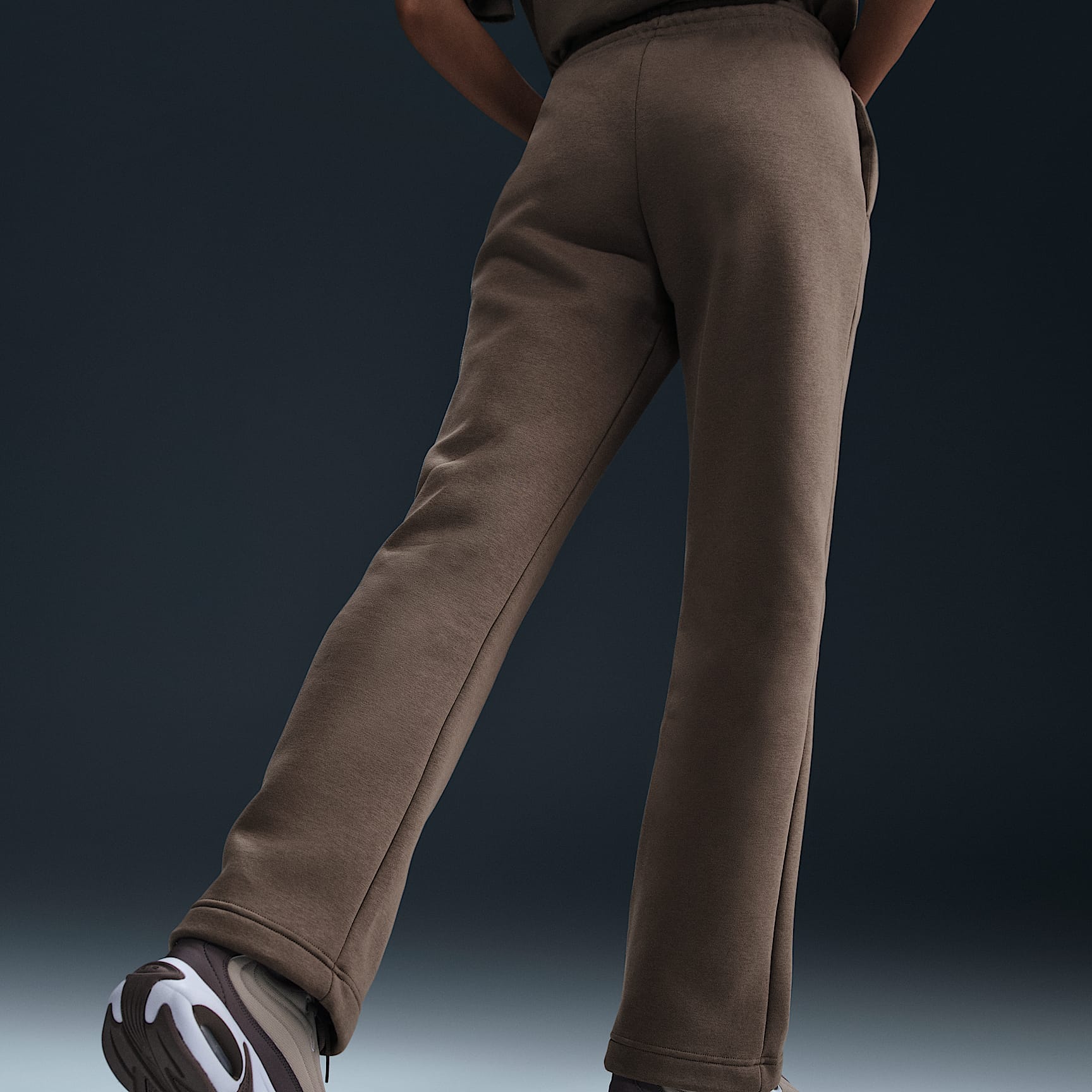 Nike Sportswear Phoenix Fleece Women's Mid-Rise Open-Hem Pants