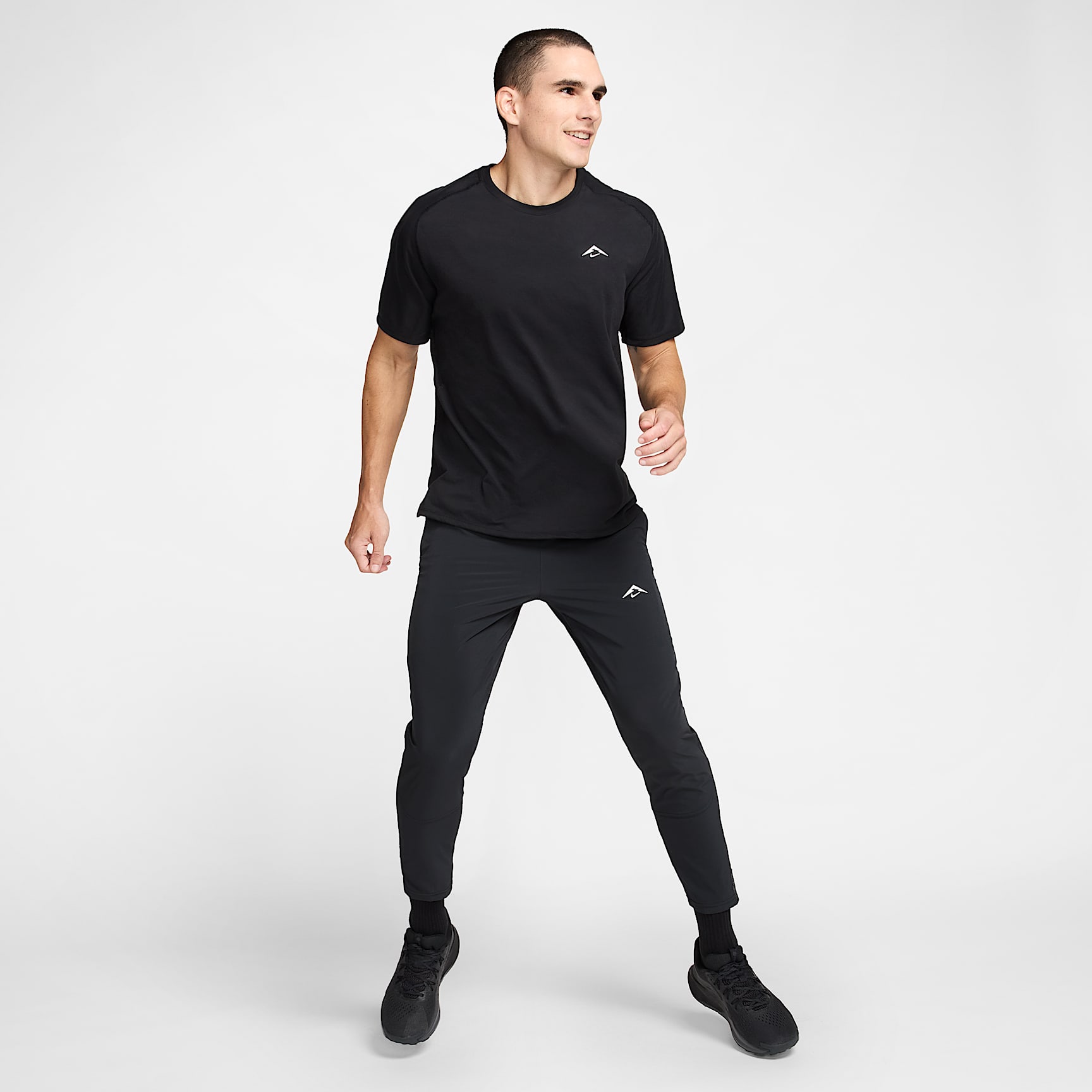 Nike Solar Chase Men's Dri-FIT ADV Short-Sleeve Running Top