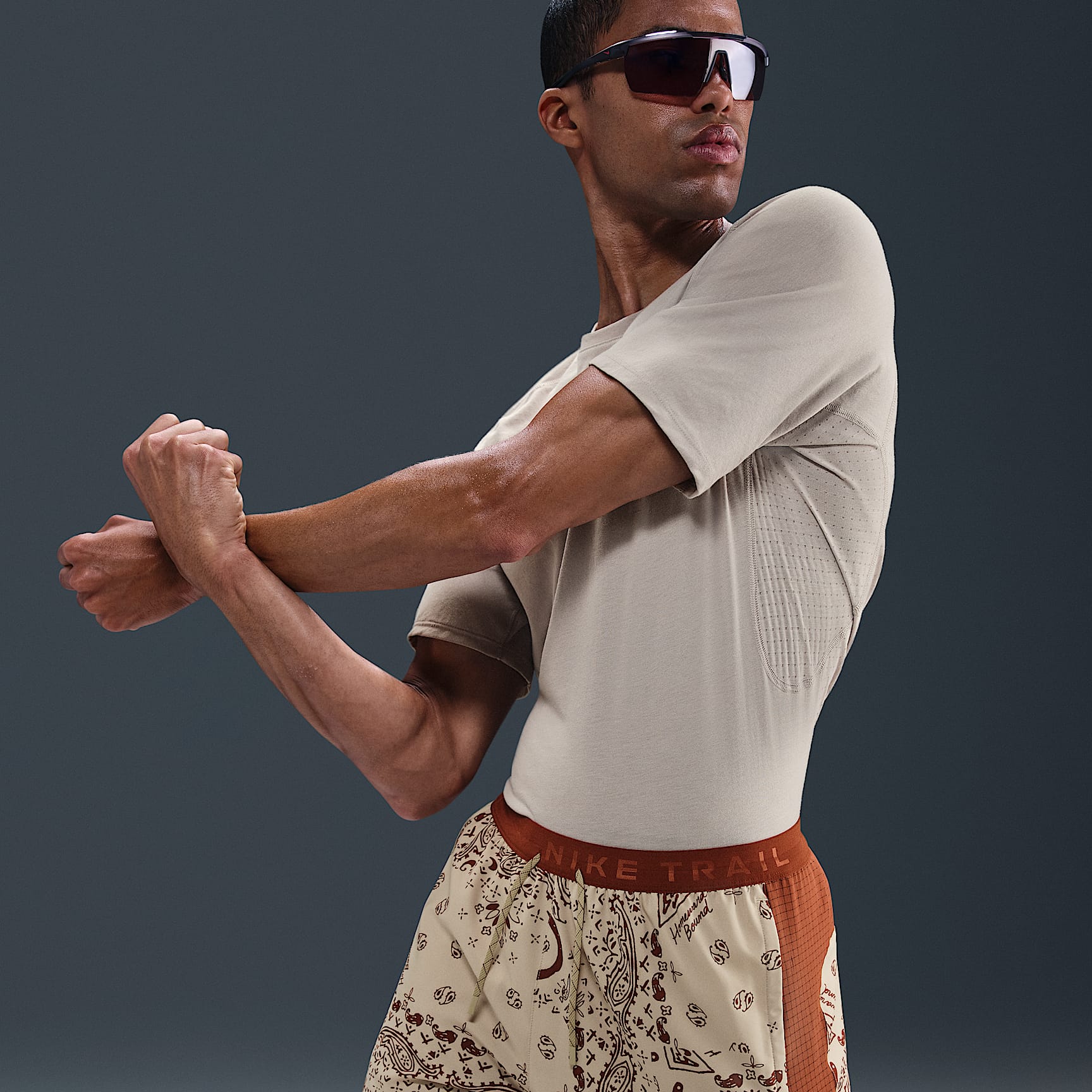 Nike Trail Men's Dri-FIT 6" Brief-Lined Running Shorts