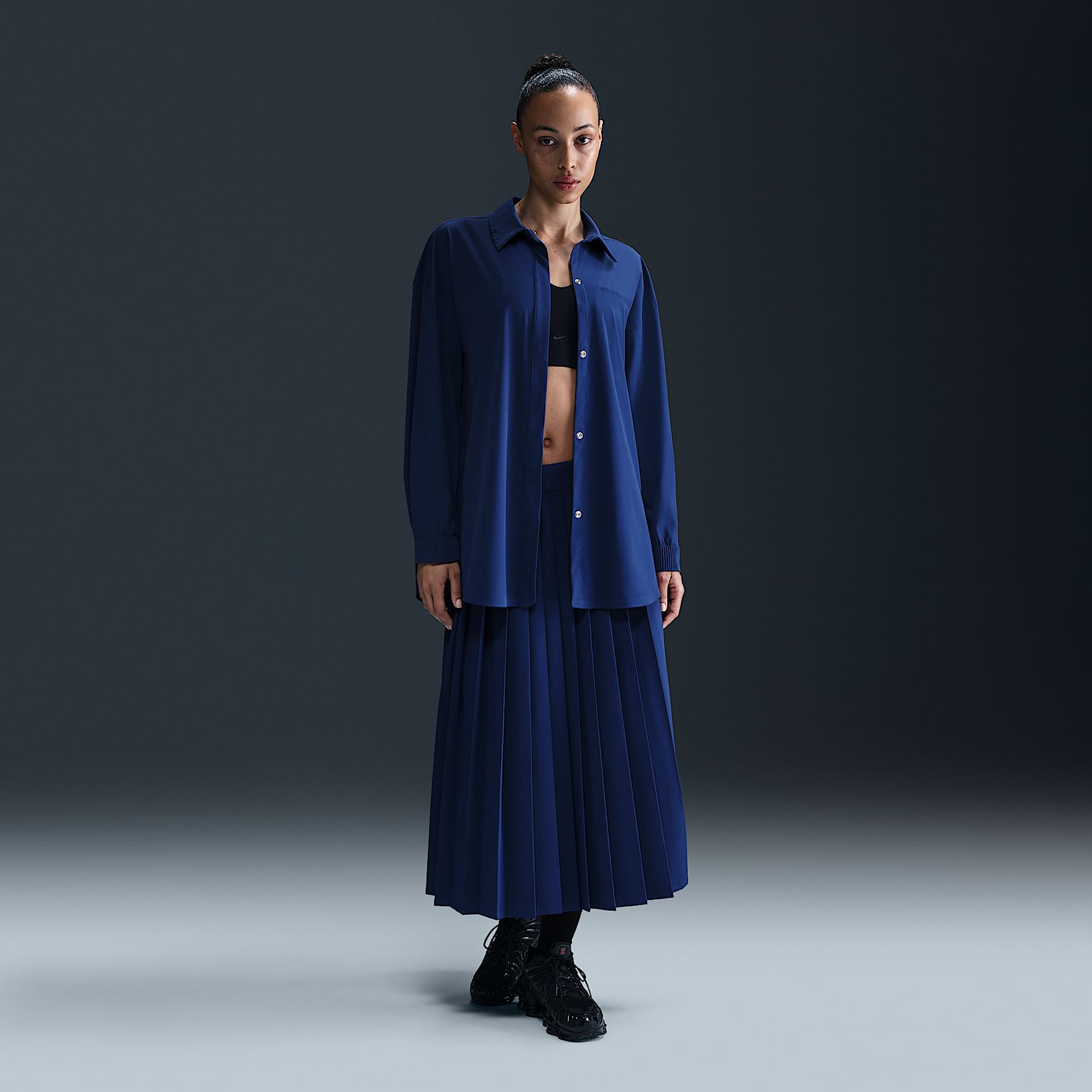 Nike 24.7 PerfectStretch Women's Dri-FIT Oversized Long-Sleeve Shirt