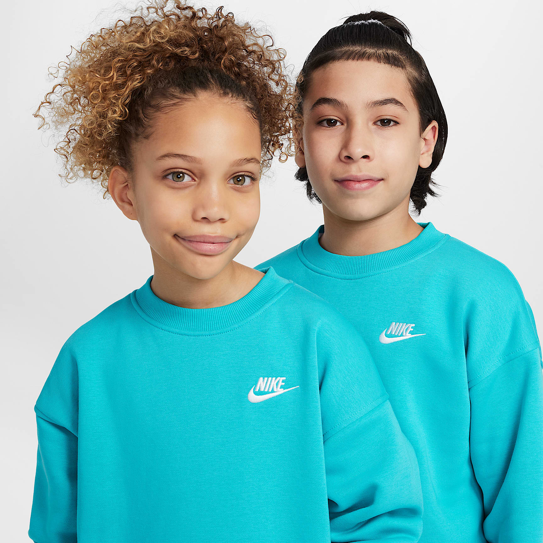 Nike Sportswear Club Fleece Big Kids' Oversized Sweatshirt