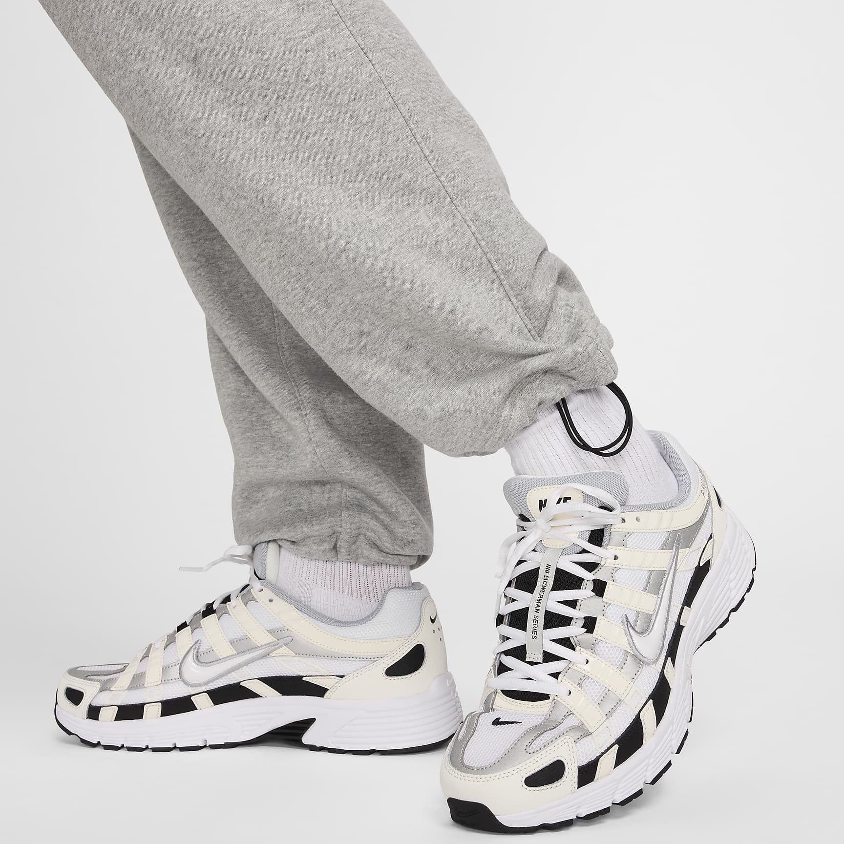 Nike Club Men's Fleece Bungee Pants