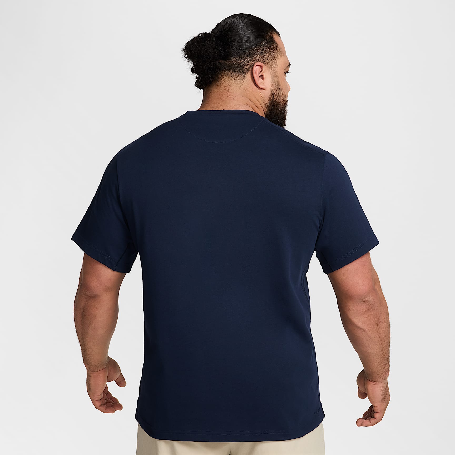 Nike Primary Men's Dri-FIT Short-Sleeve Versatile Top