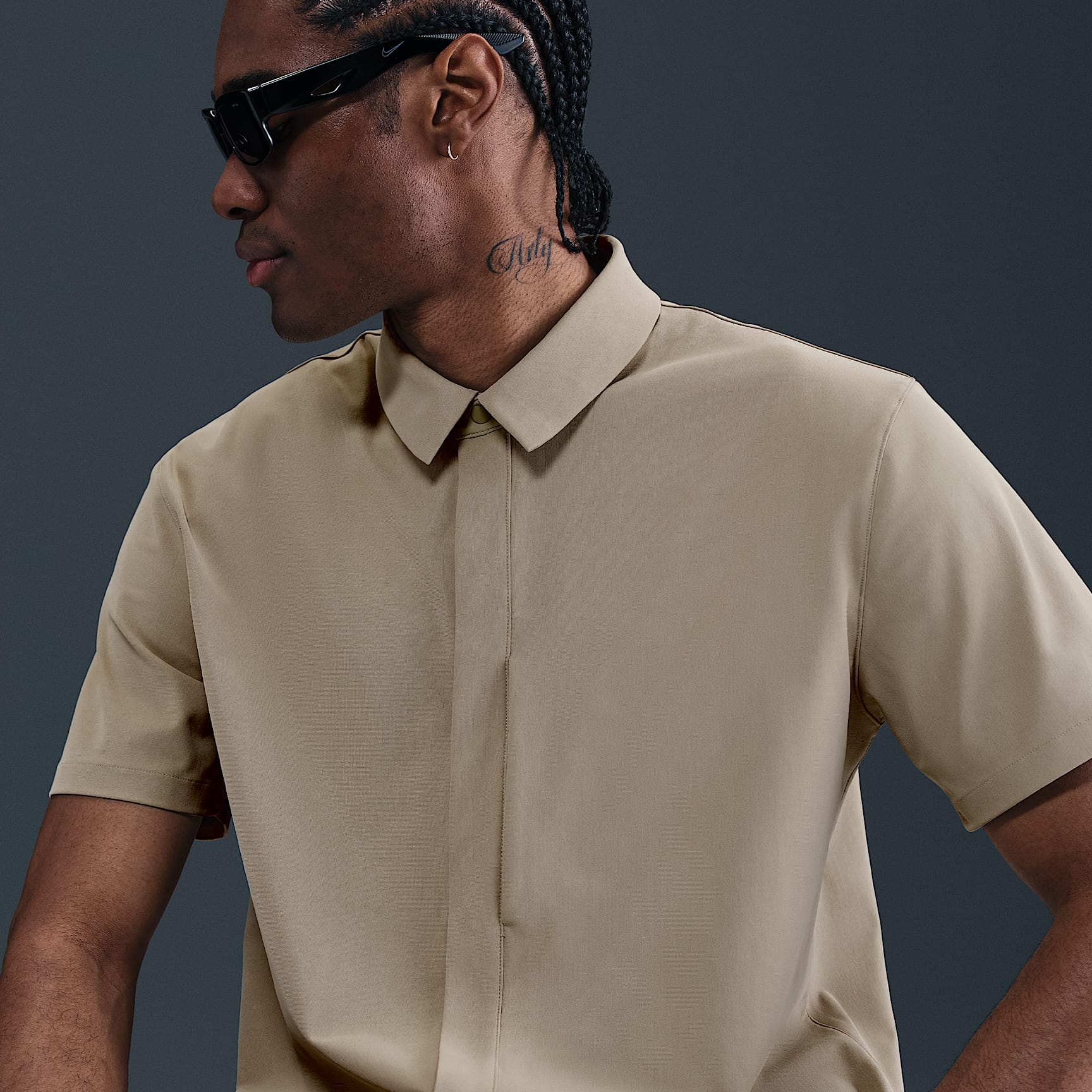 Nike 24.7 PerfectStretch Men's Dri-FIT Short-Sleeve Button-Down Top