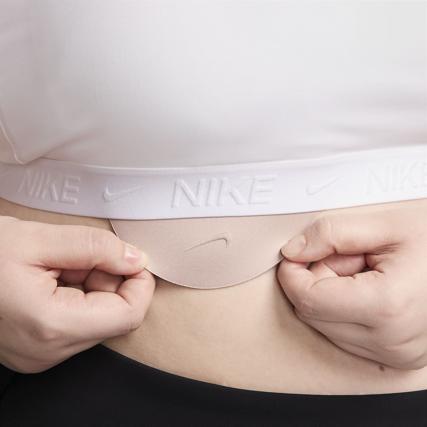 Nike Indy Light Support Women's Padded Adjustable Sports Bra (Plus Size)